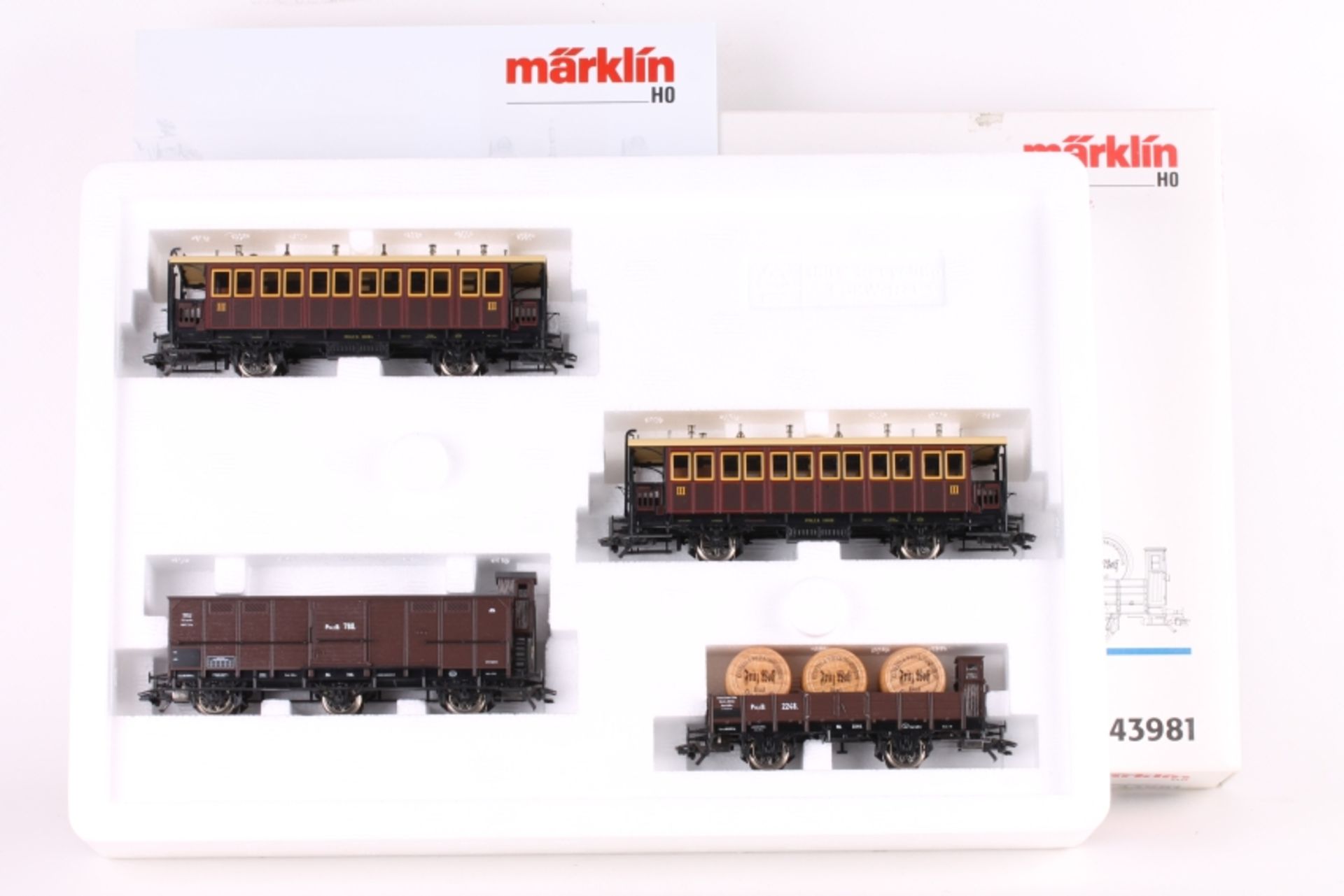 Märklin 43981, Wagen-Set "Nebenbahn-Zug der Pfalz-Bahn" Märklin 43981, Wagen-Set "Nebenbahn-Zug