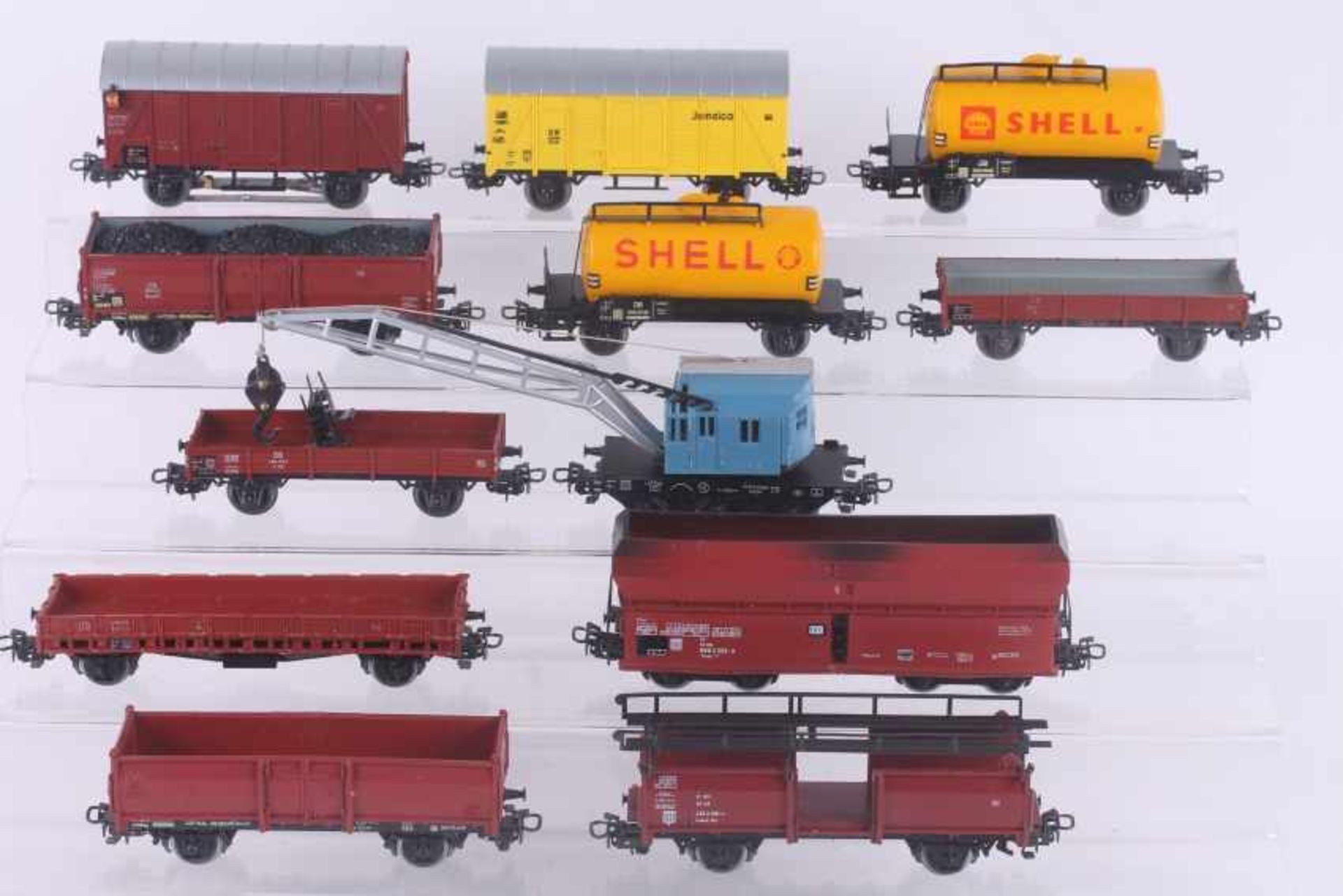 Märklin, zwölf Güterwagen Märklin, zwölf Güterwagen, Alters- und Gebrauchsspuren, teilweise