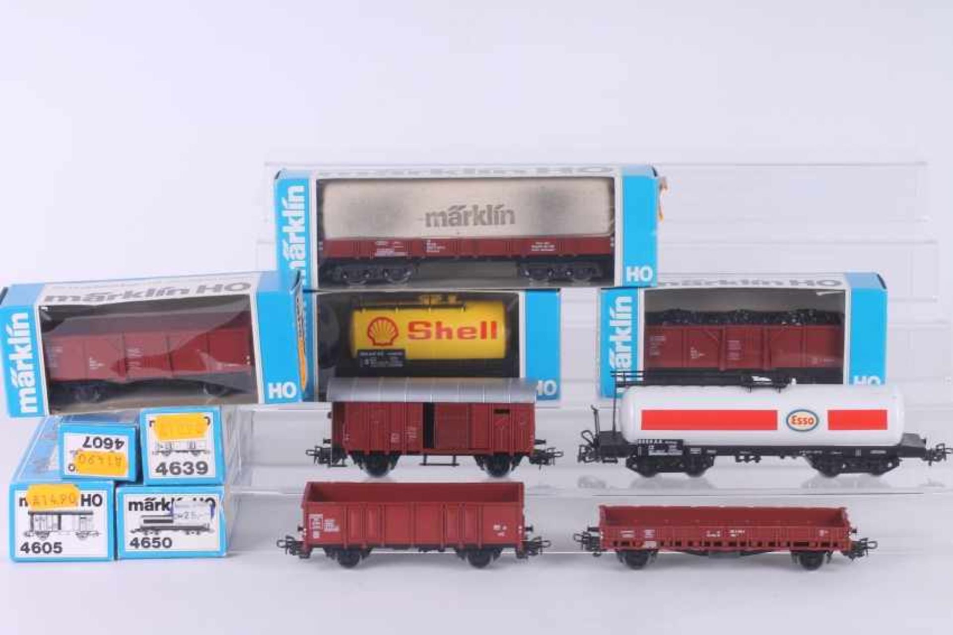 Märklin, acht Güterwagen Märklin, acht Güterwagen, 4430, 4431, 4442, 4475, 4605, 4607 *, 4639 *,