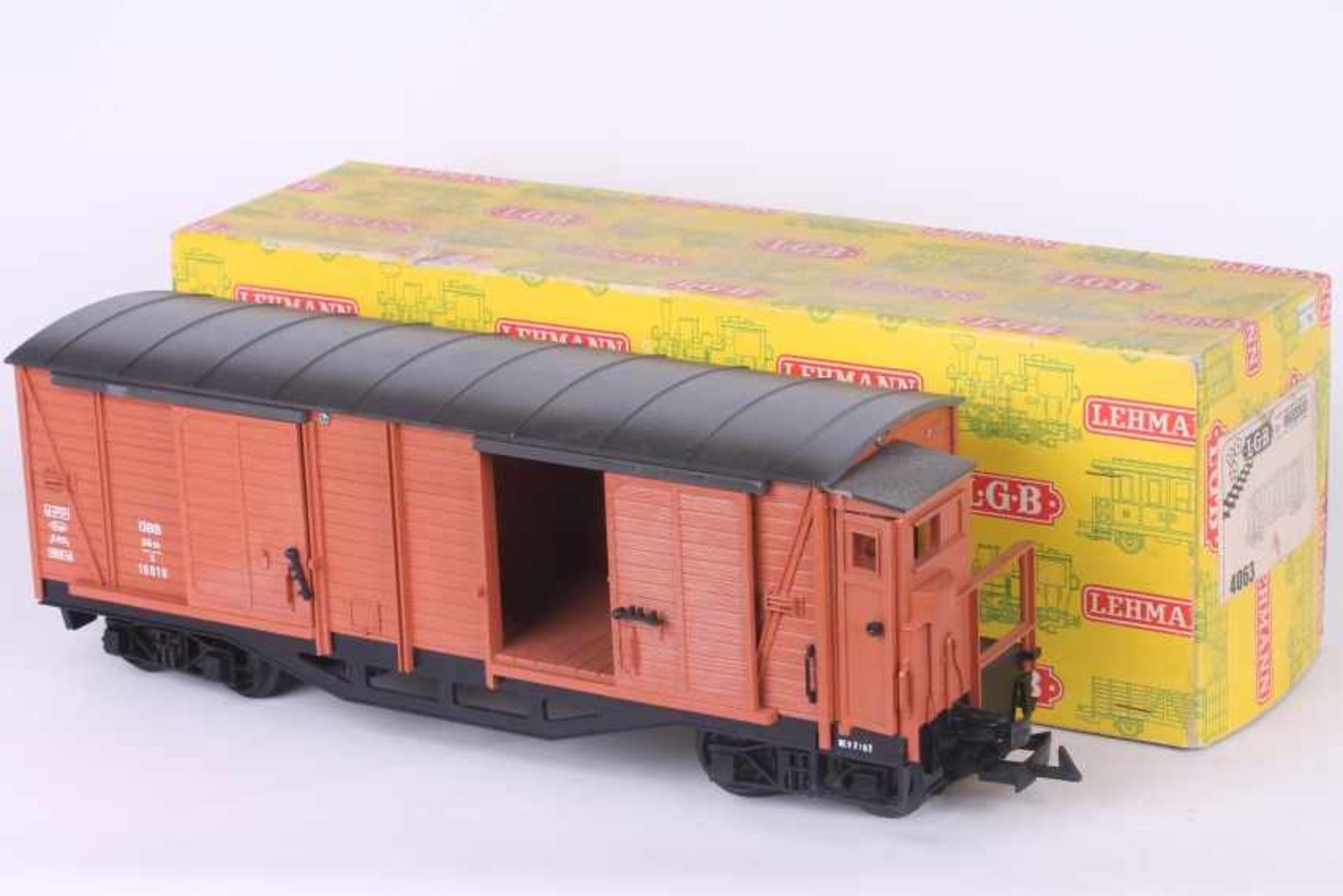 LGB 4063, vierachsiger gedeckter Güterwagen der ÖBB LGB 4063, vierachsiger gedeckter Güterwagen