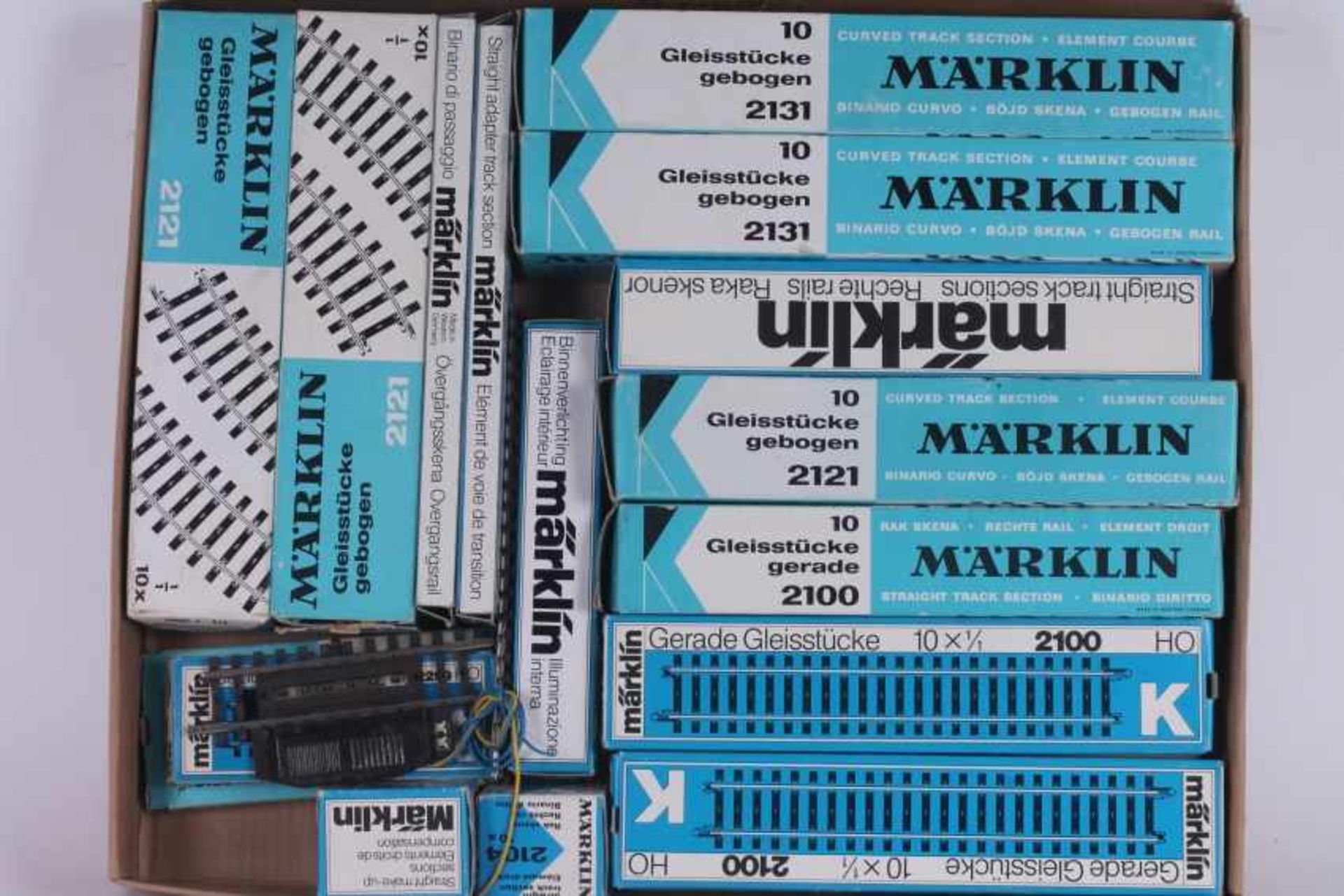 Märklin K-Gleise Märklin K-Gleise, Kunststoff-Schwellen, Punktkontakte, über 80 Teile, überwiegend