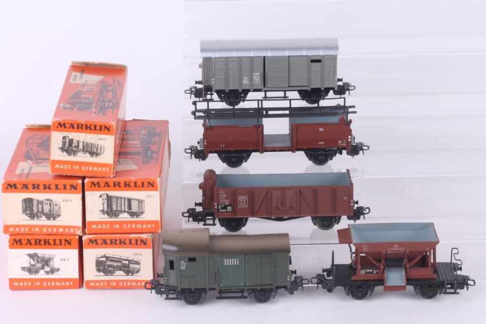 Märklin, fünf Güterwagen Märklin, fünf Güterwagen, 310/1 (4600), 311/1 (4601), 312/1 (4605), 315/