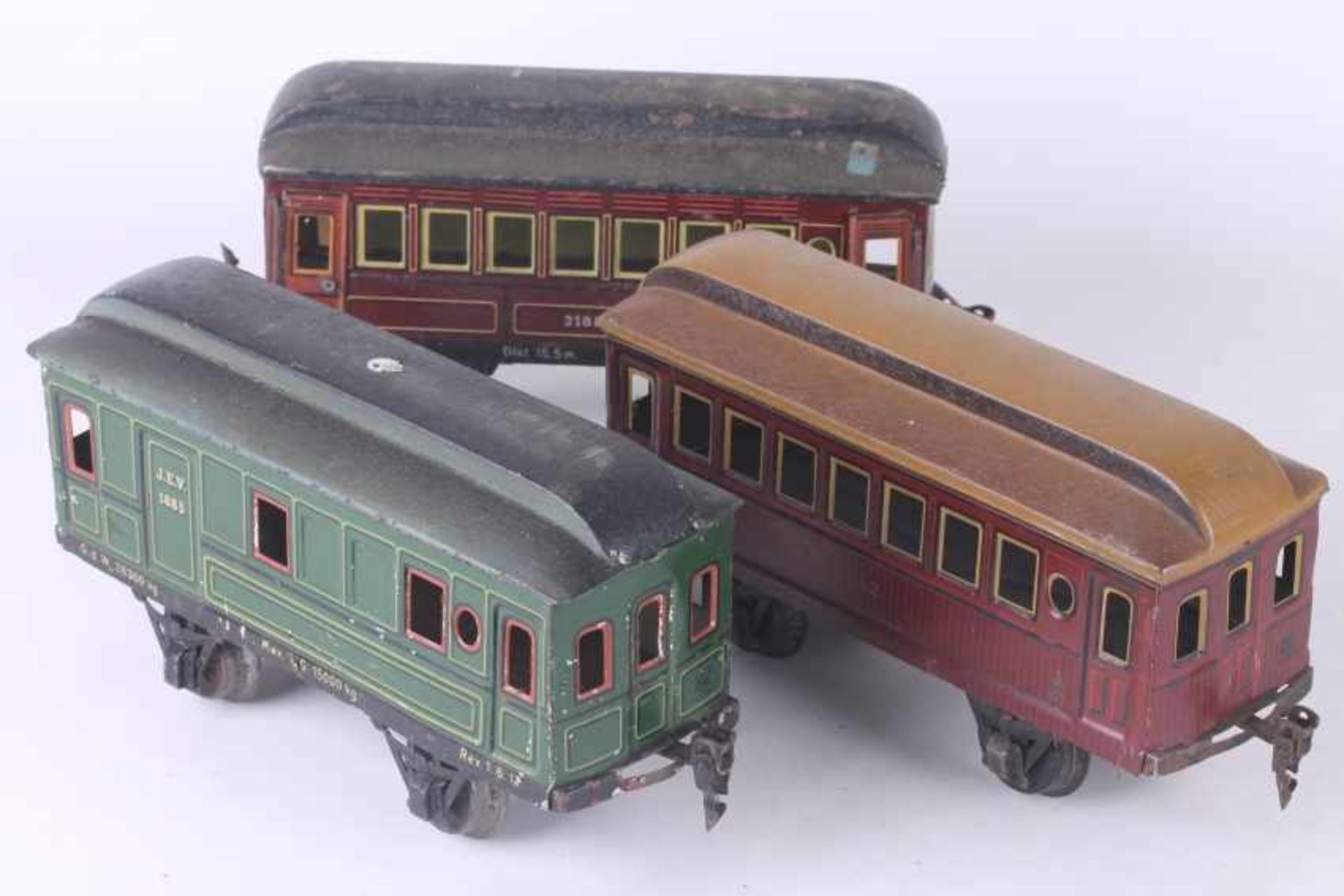 Märklin, drei PersonenzugwagenMärklin, drei Personenzugwagen, 1884, 3. Klasse "31884", 1885,