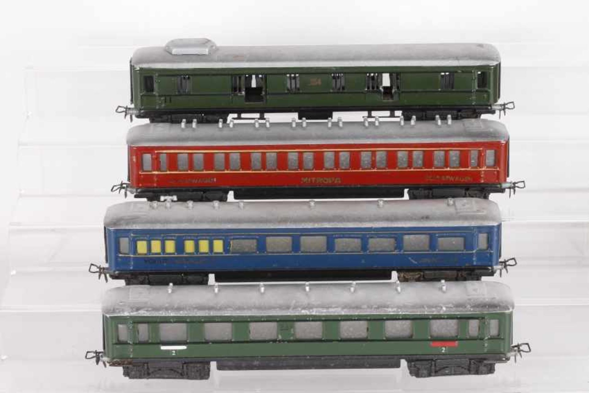 Märklin, vier Schnellzugwagen aus der PX-SerieMärklin, vier Schnellzugwagen aus der PX-Serie, 351,