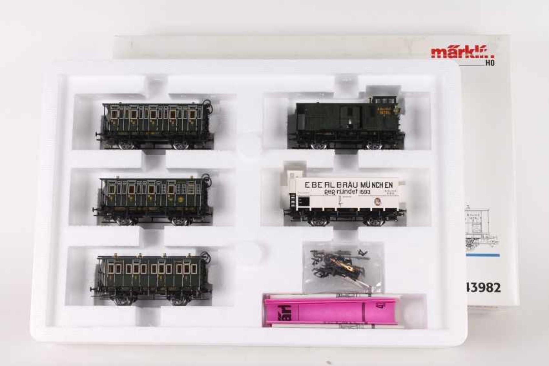 Märklin 43982, Bayerischer Personenzug um 1880Märklin 43982, Bayerischer Personenzug um 1880, drei