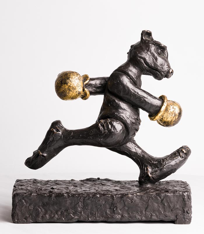 Patrick O'Reilly (b.1957) Bear with the Golden Gloves unique bronze signed 36½ x 34 x 16cm (14.37