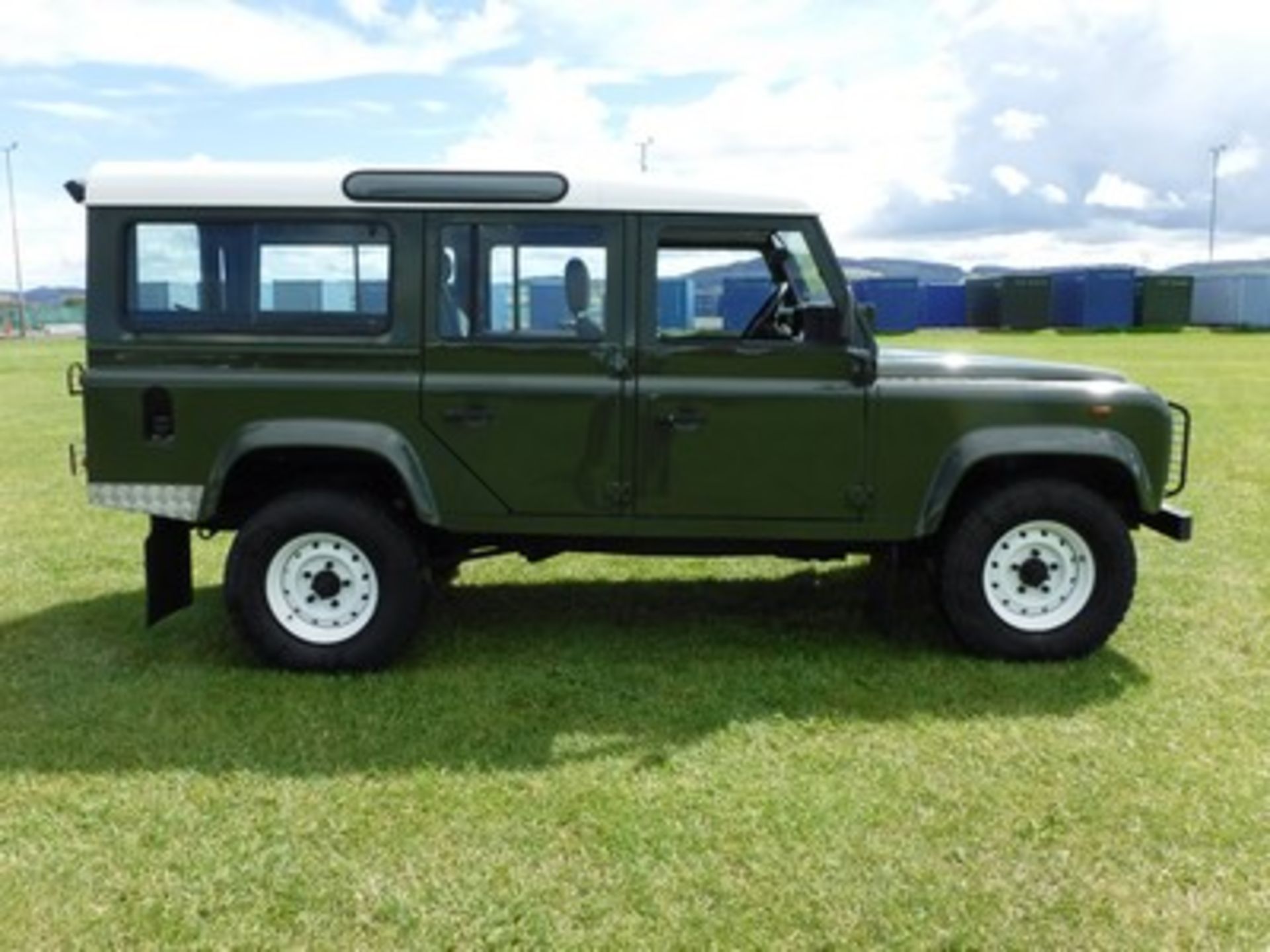 LAND ROVER 110 4C SW DT DIESEL - 2494cc - Image 9 of 14