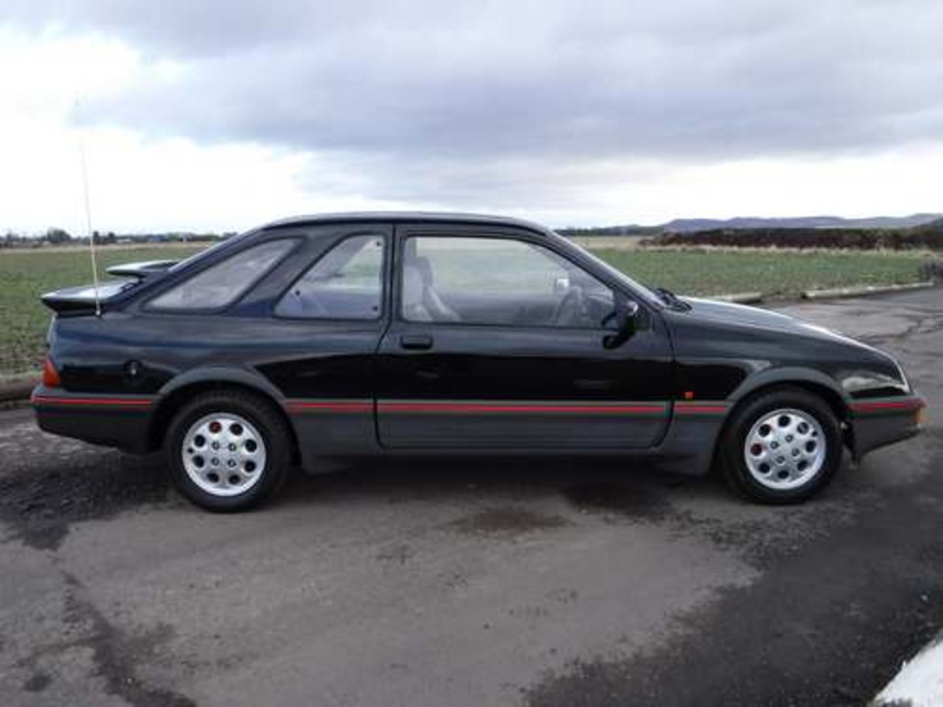 FORD SIERRA XR4 I - 2792cc - Image 4 of 13