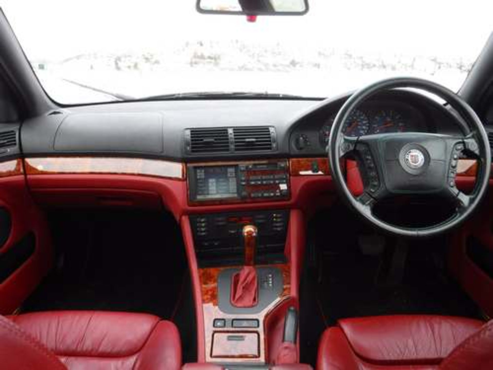 ALPINA B10 - 4619cc - Image 8 of 22