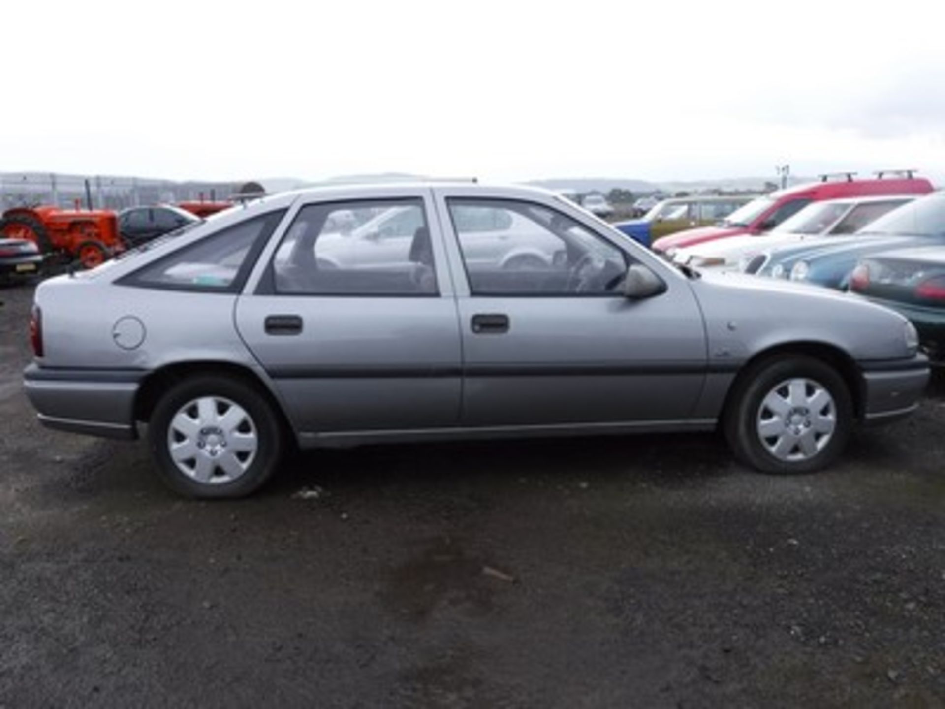 VAUXHALL CAVALIER LS - 1796cc - Image 3 of 10