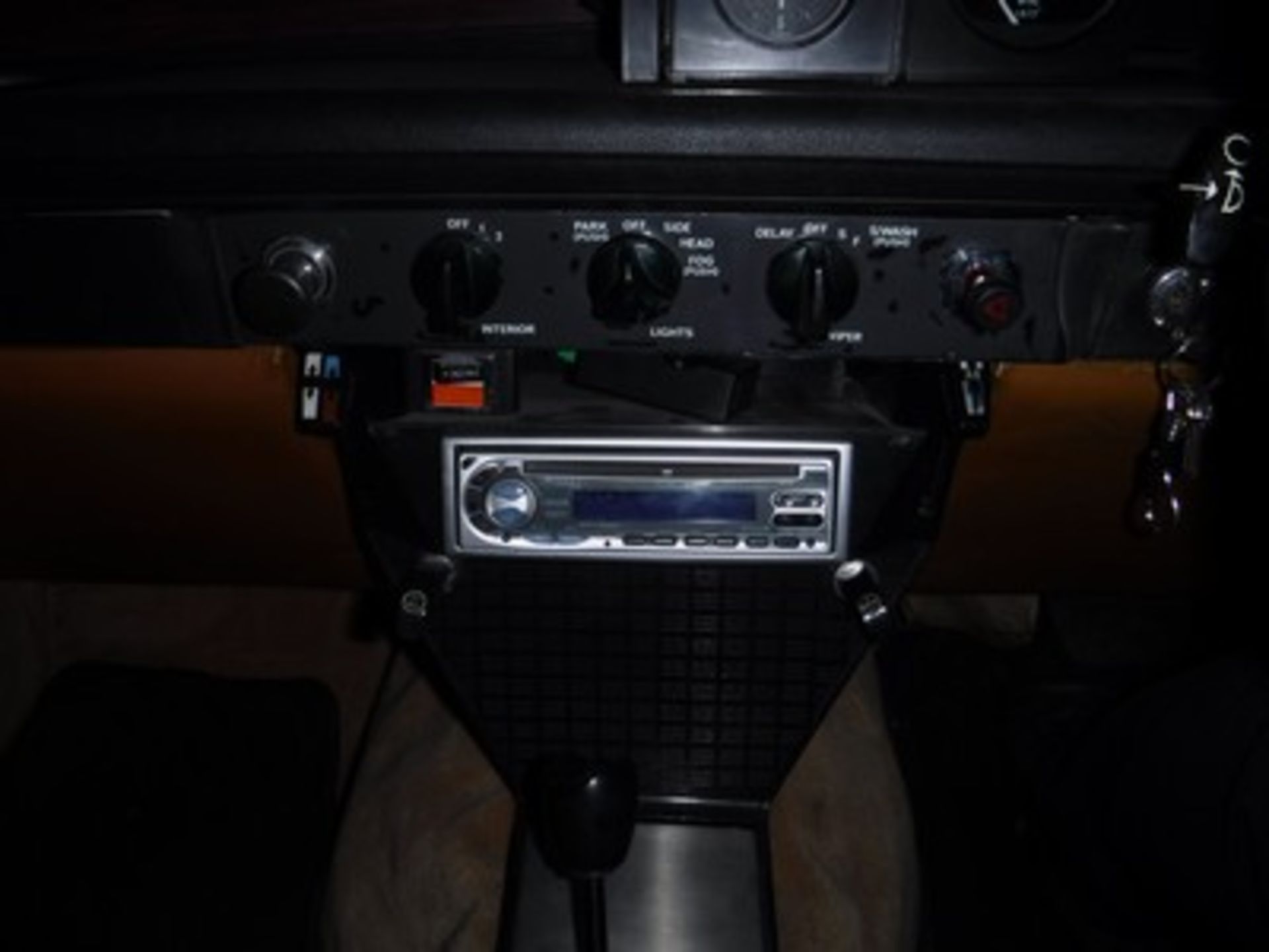 ROVER 3500 - 3528cc - Image 8 of 13