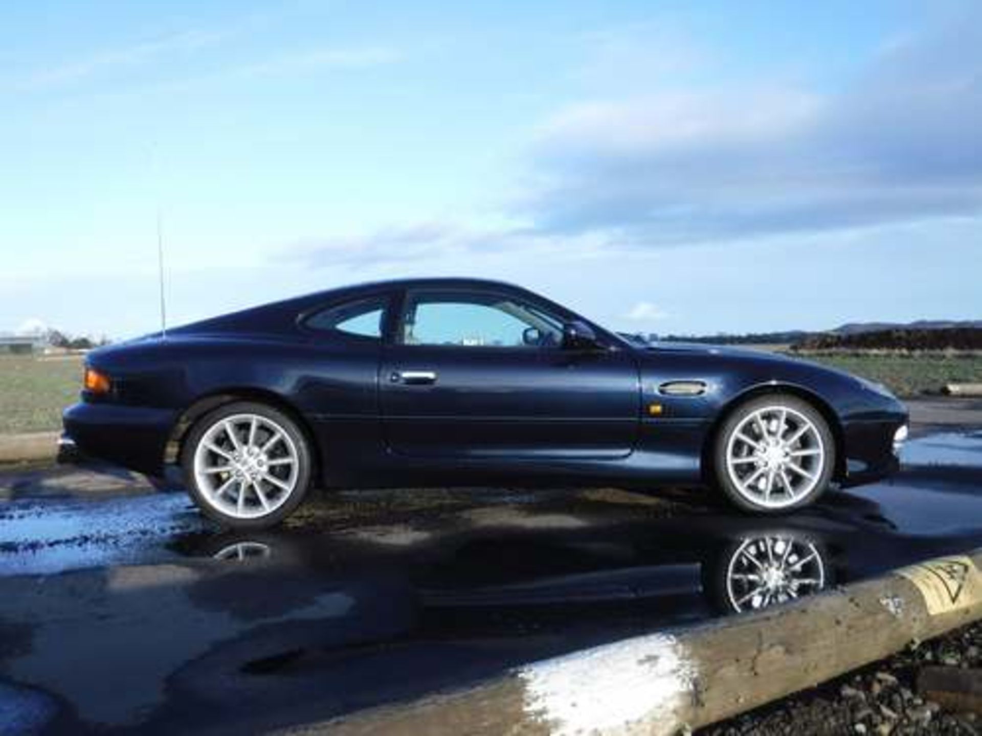 ASTON MARTIN DB7 VANTAGE AUTO - 5935cc - Image 4 of 15