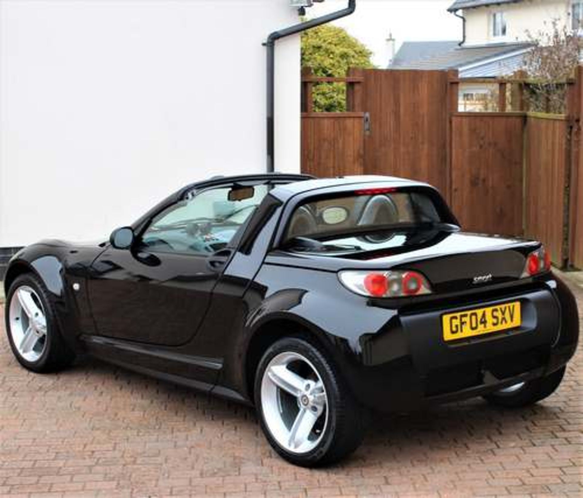 SMART ROADSTER 80 AUTO(RHD) - 698cc - Image 5 of 18