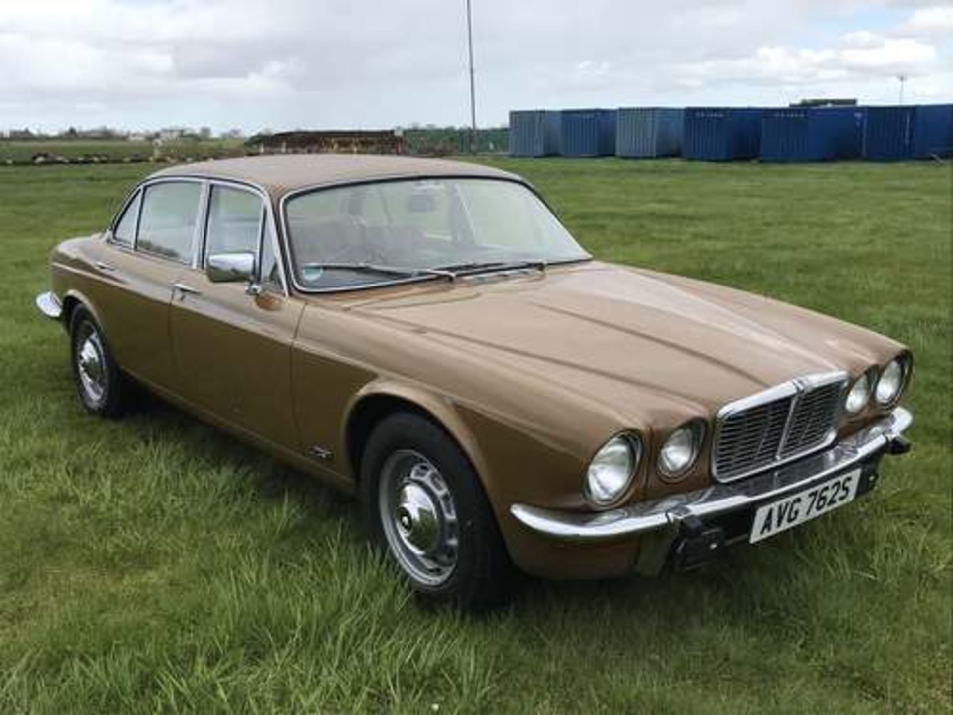 JAGUAR XJ6 - 3442cc - Bild 7 aus 38