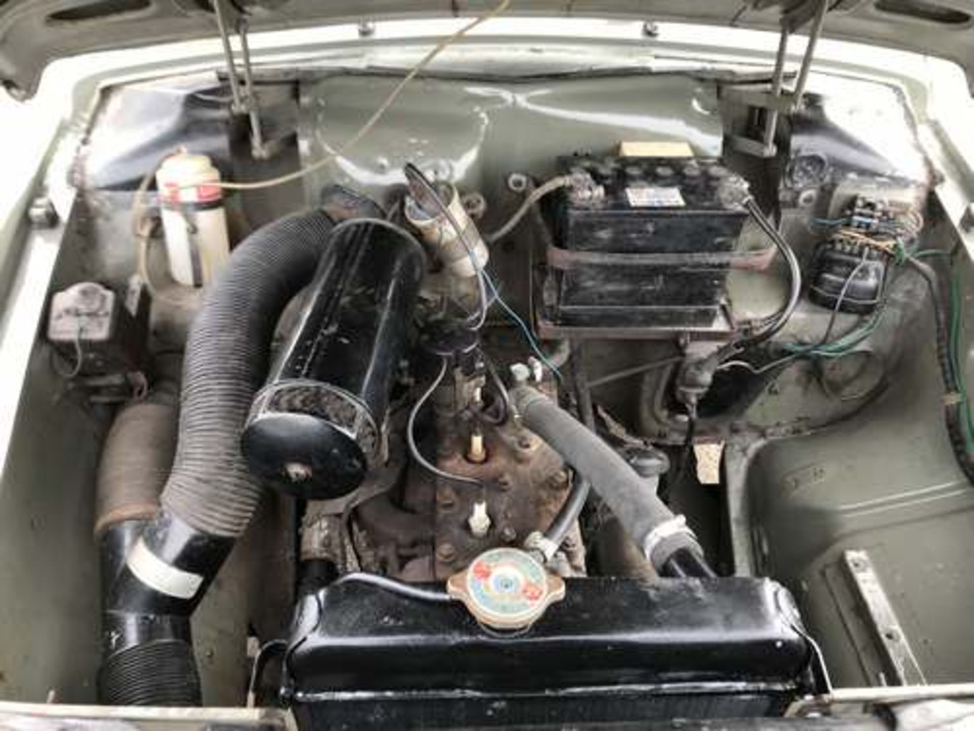 HILLMAN HUSKY - 1265cc - Image 34 of 36