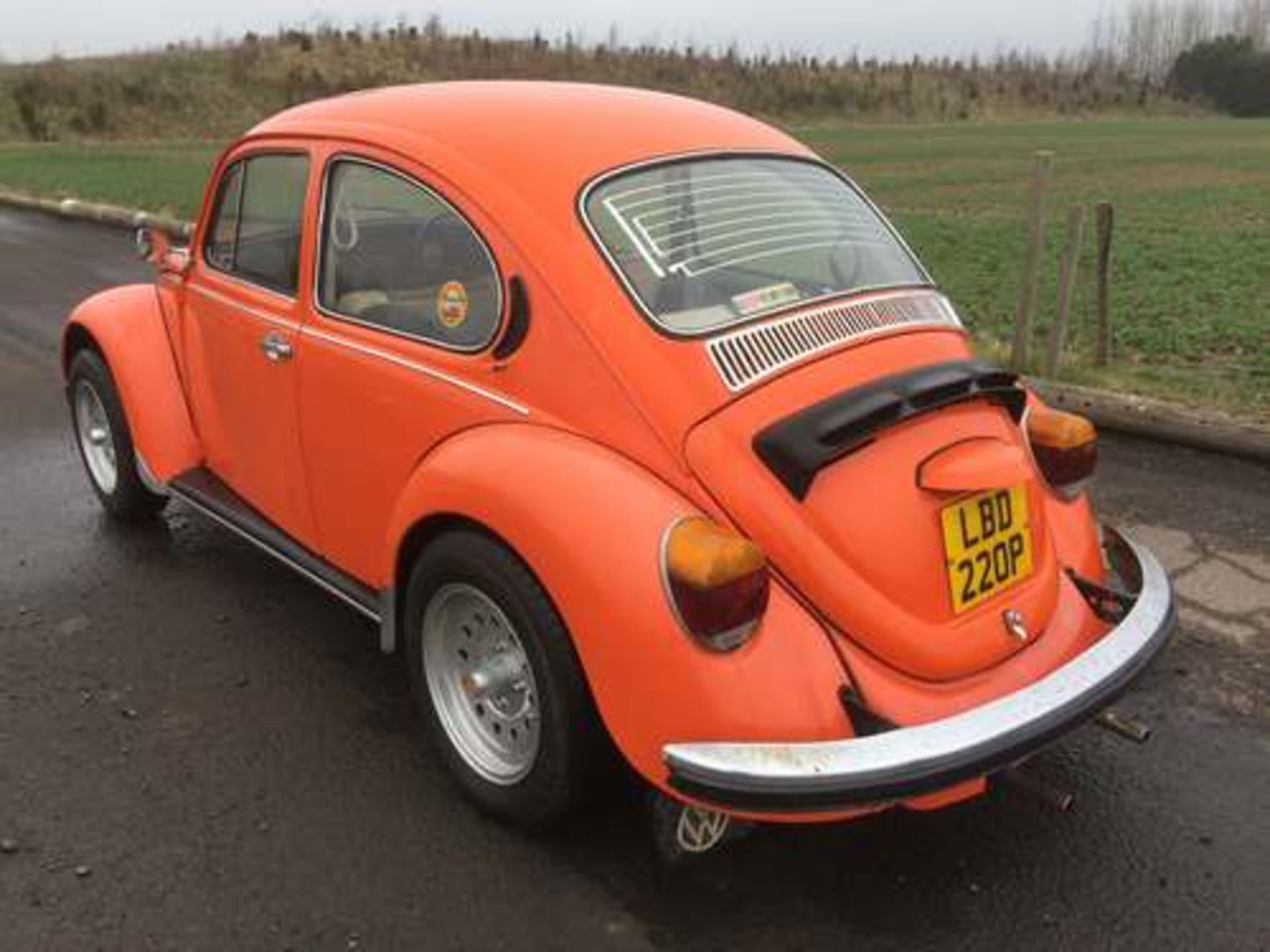 VOLKSWAGEN 1300 BEETLE - 1285cc - Image 8 of 26