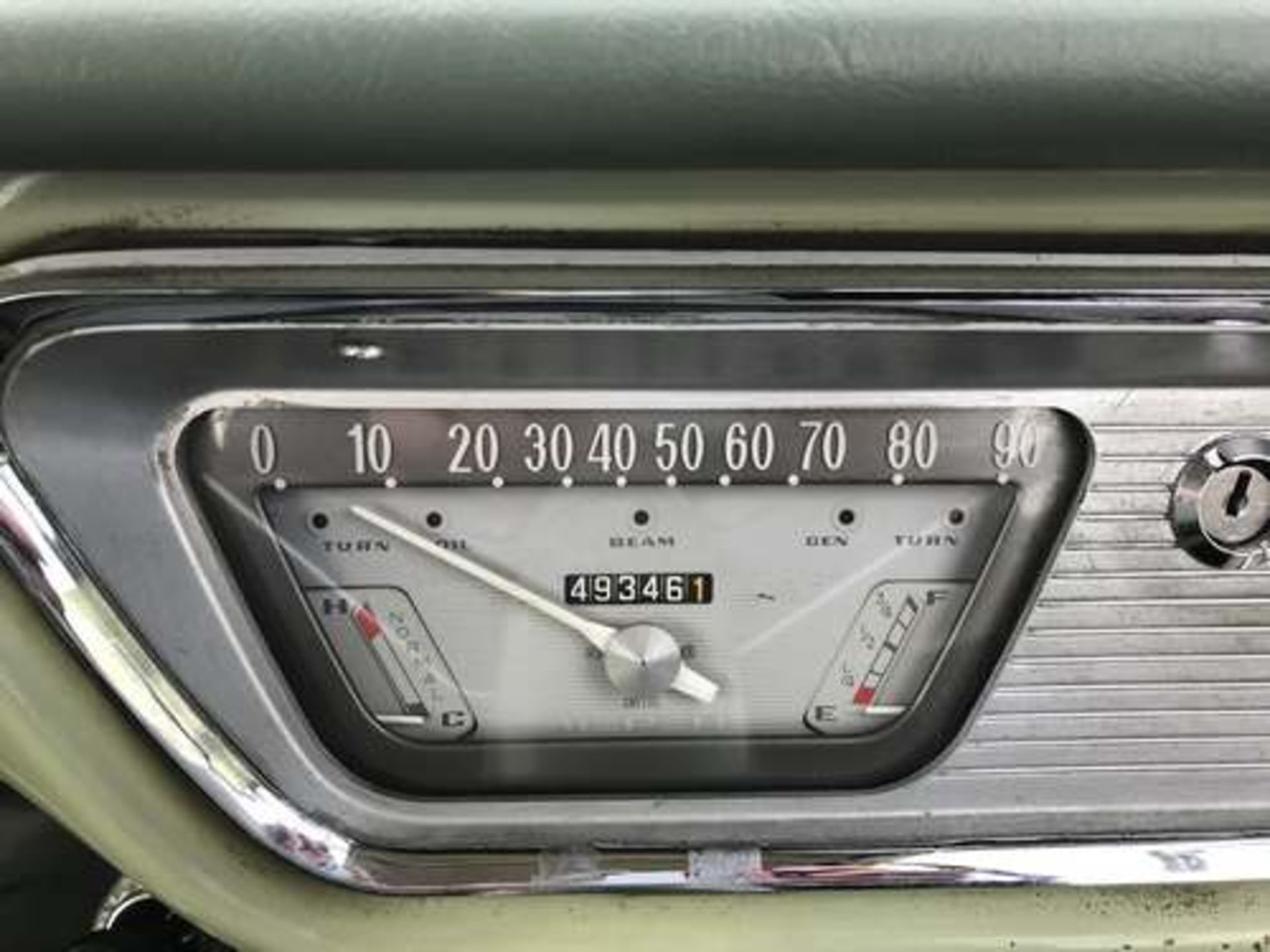 FORD ANGLIA SUPER - 1198cc - Image 29 of 42