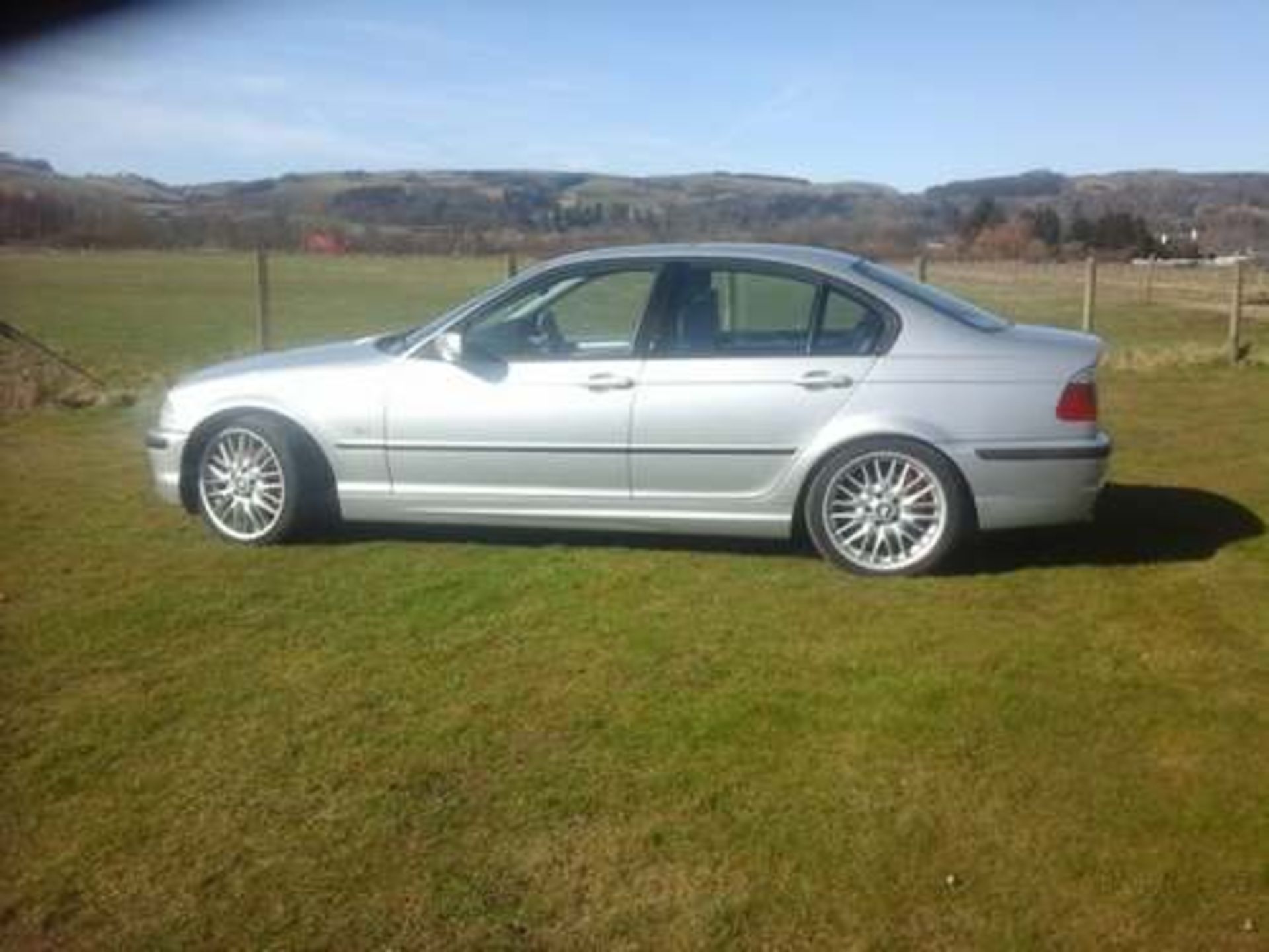 BMW 330 I SE - 2979cc - Image 11 of 34