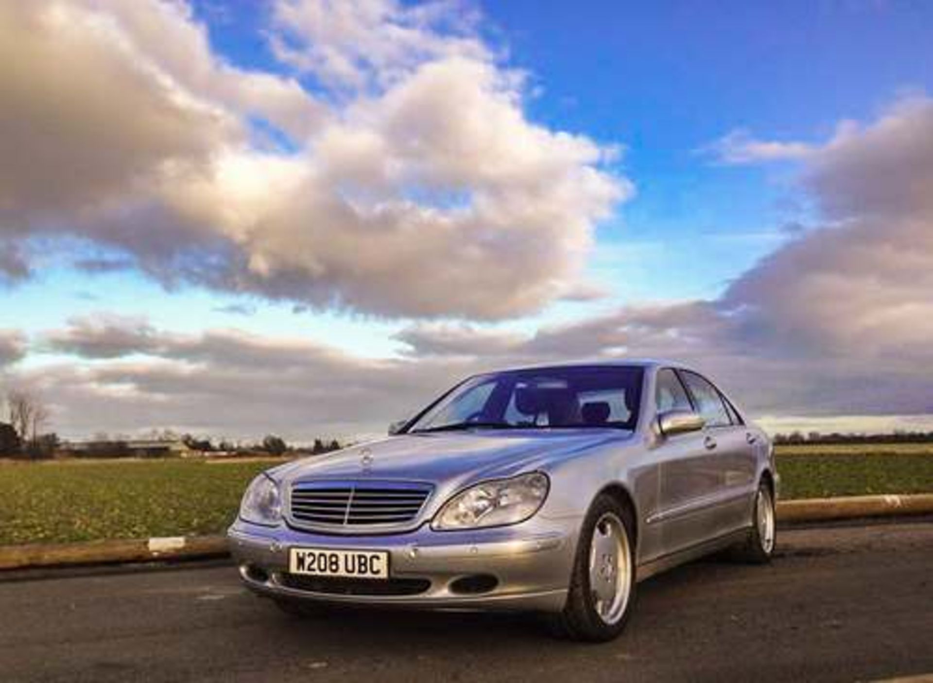 MERCEDES S500 LIMO AUTO - 5000cc