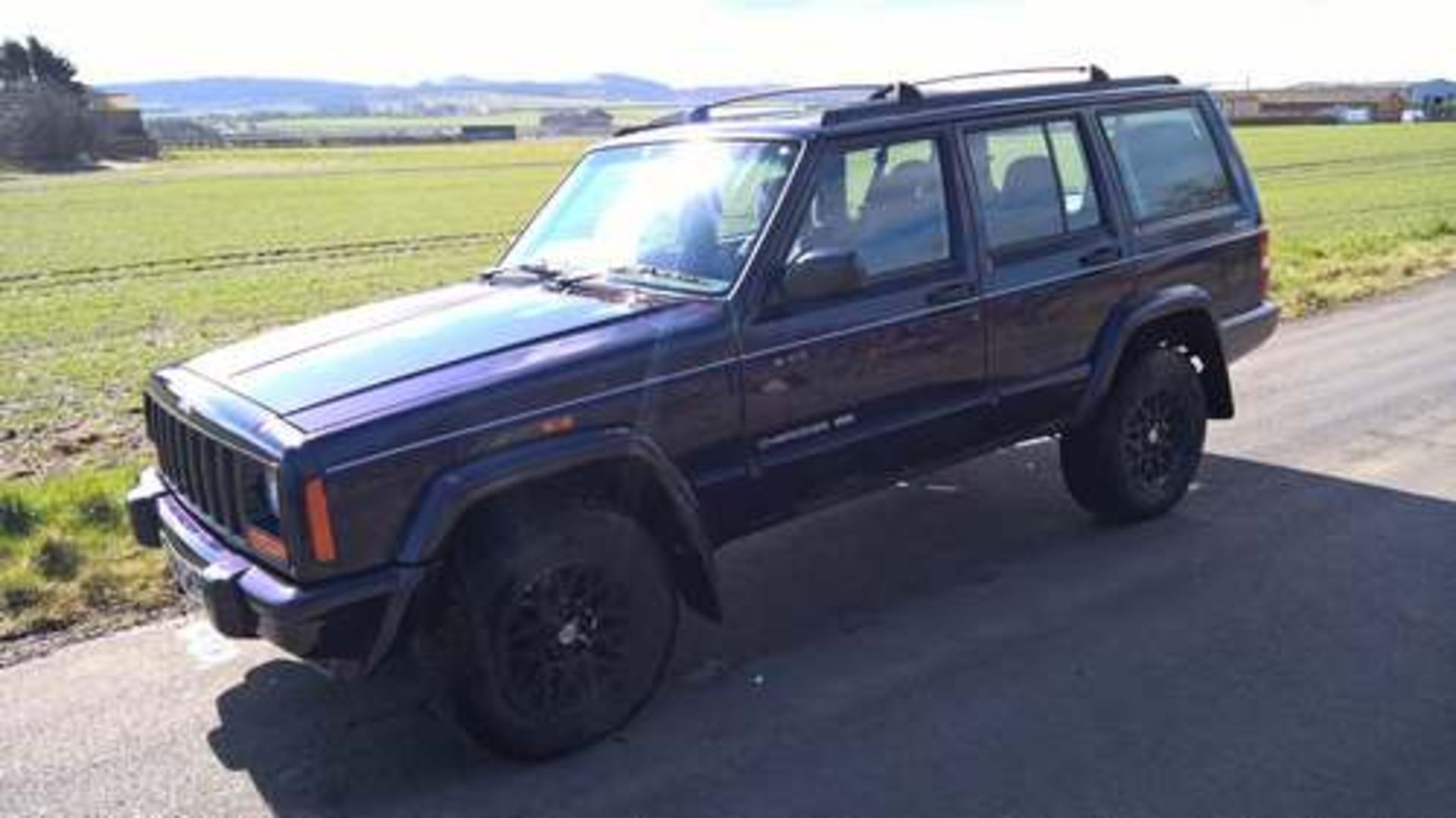 JEEP CHEROKEE LIMITED A - 3960cc - Image 4 of 18