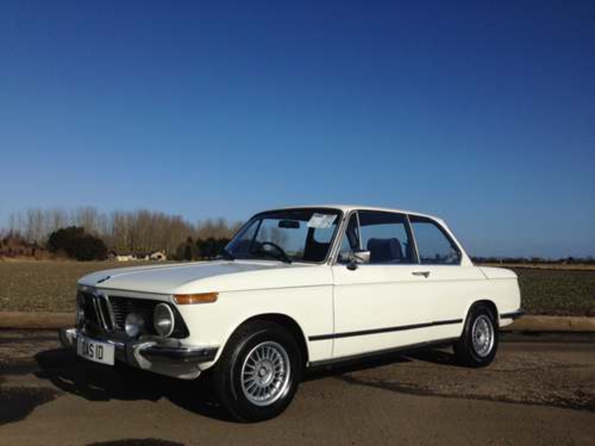 BMW 1502 - 1573cc - Image 2 of 16