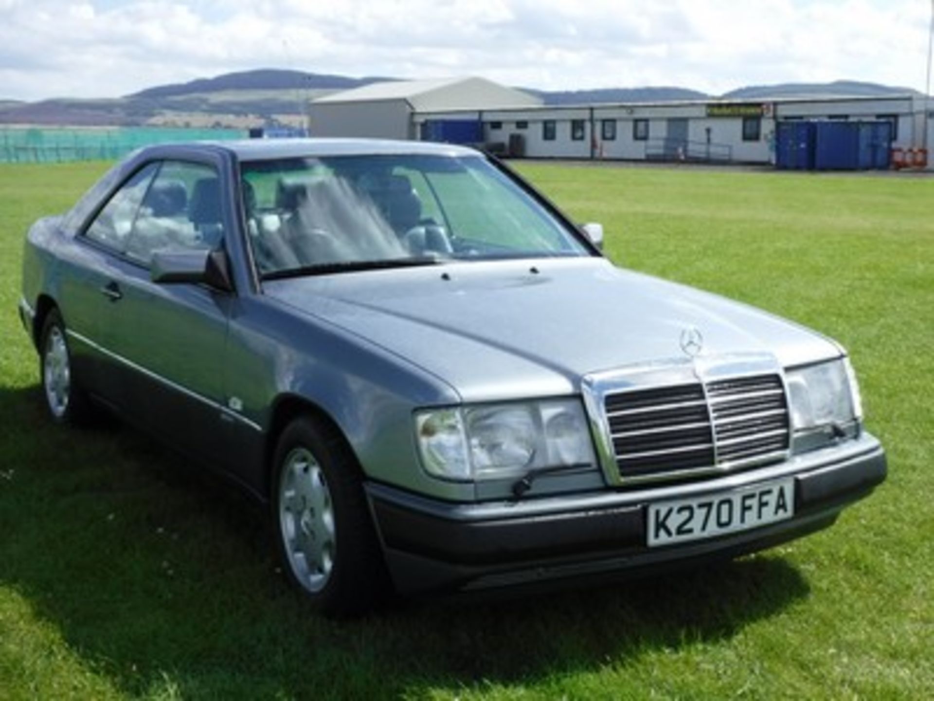 MERCEDES 320 CE AUTO - 3199cc - Image 3 of 24