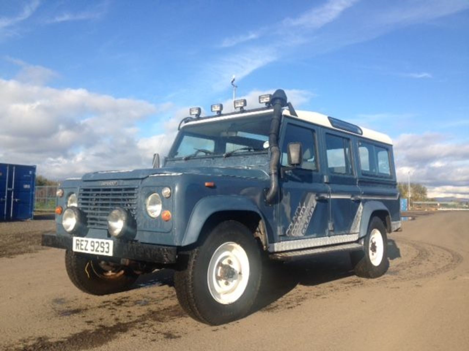 LAND ROVER 110 4C COUNTY D TURBO - 2495cc - Image 2 of 8