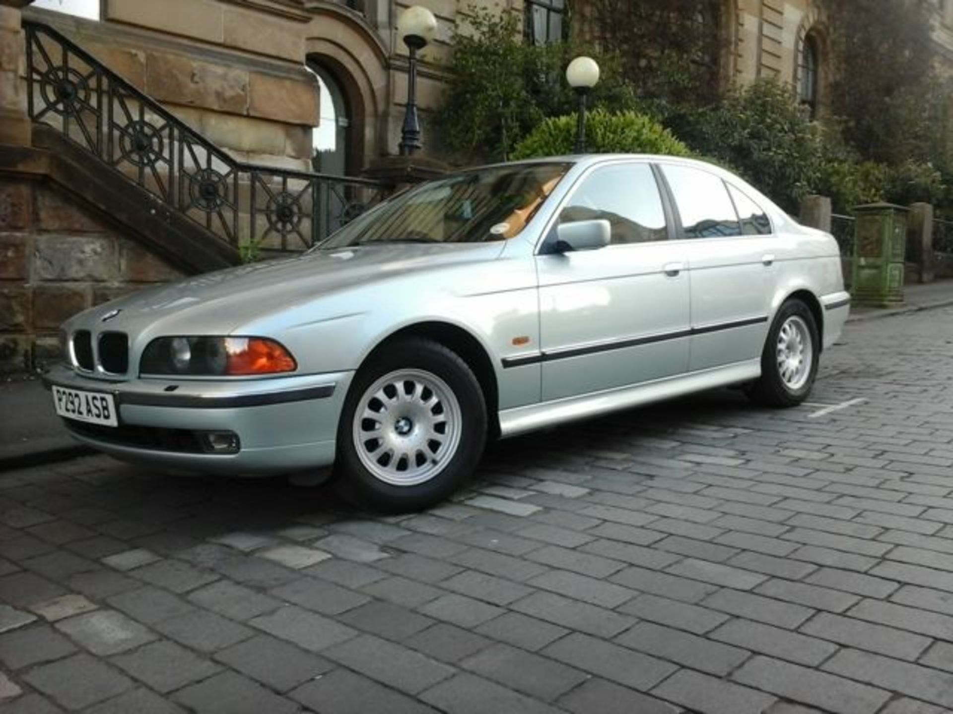 BMW 523I SE AUTO - 2494cc