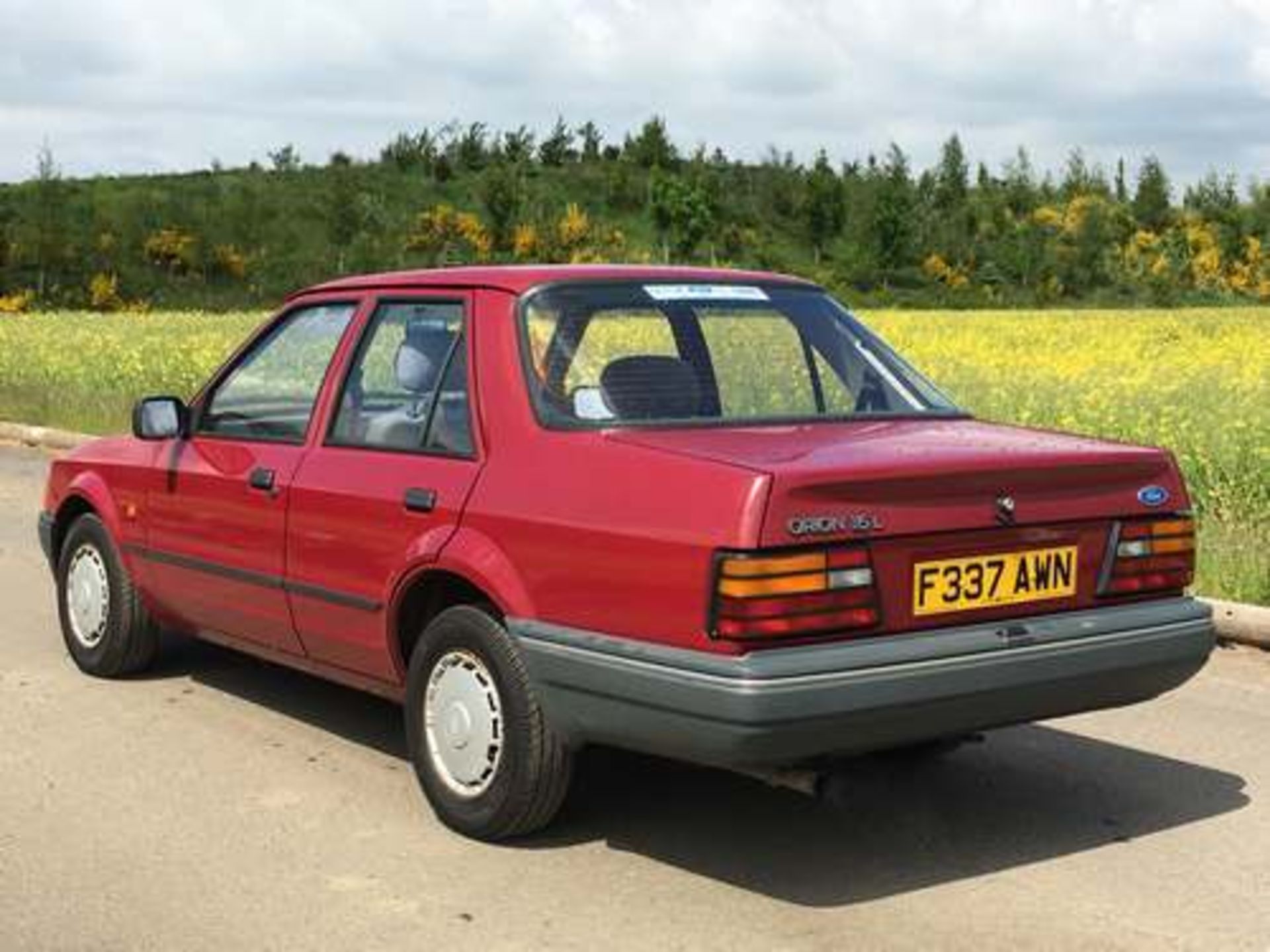 FORD ORION L - 1596cc - Image 3 of 18