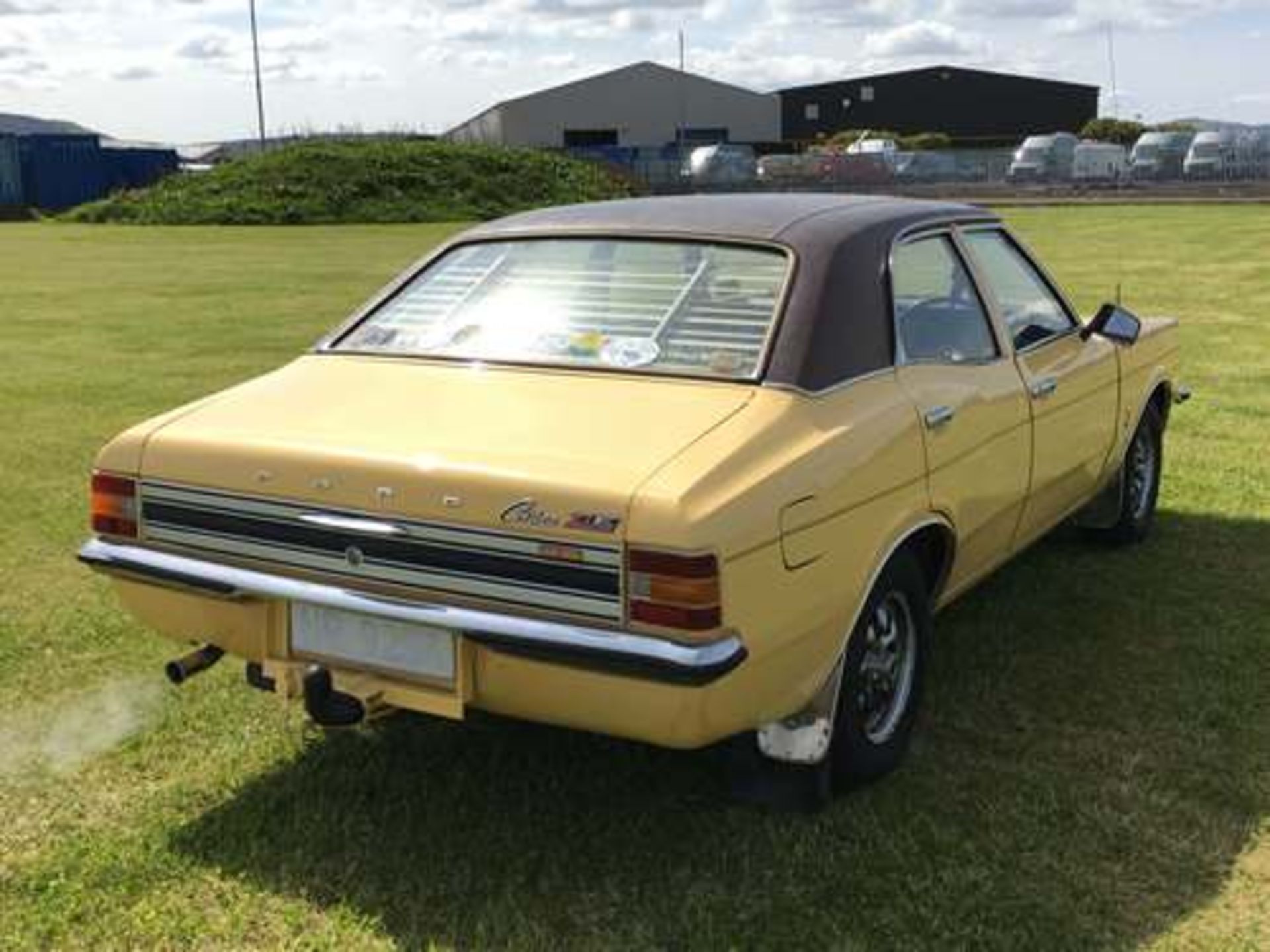 FORD CORTINA 3.0 XLE BIG SIX - 2994cc - Image 3 of 25