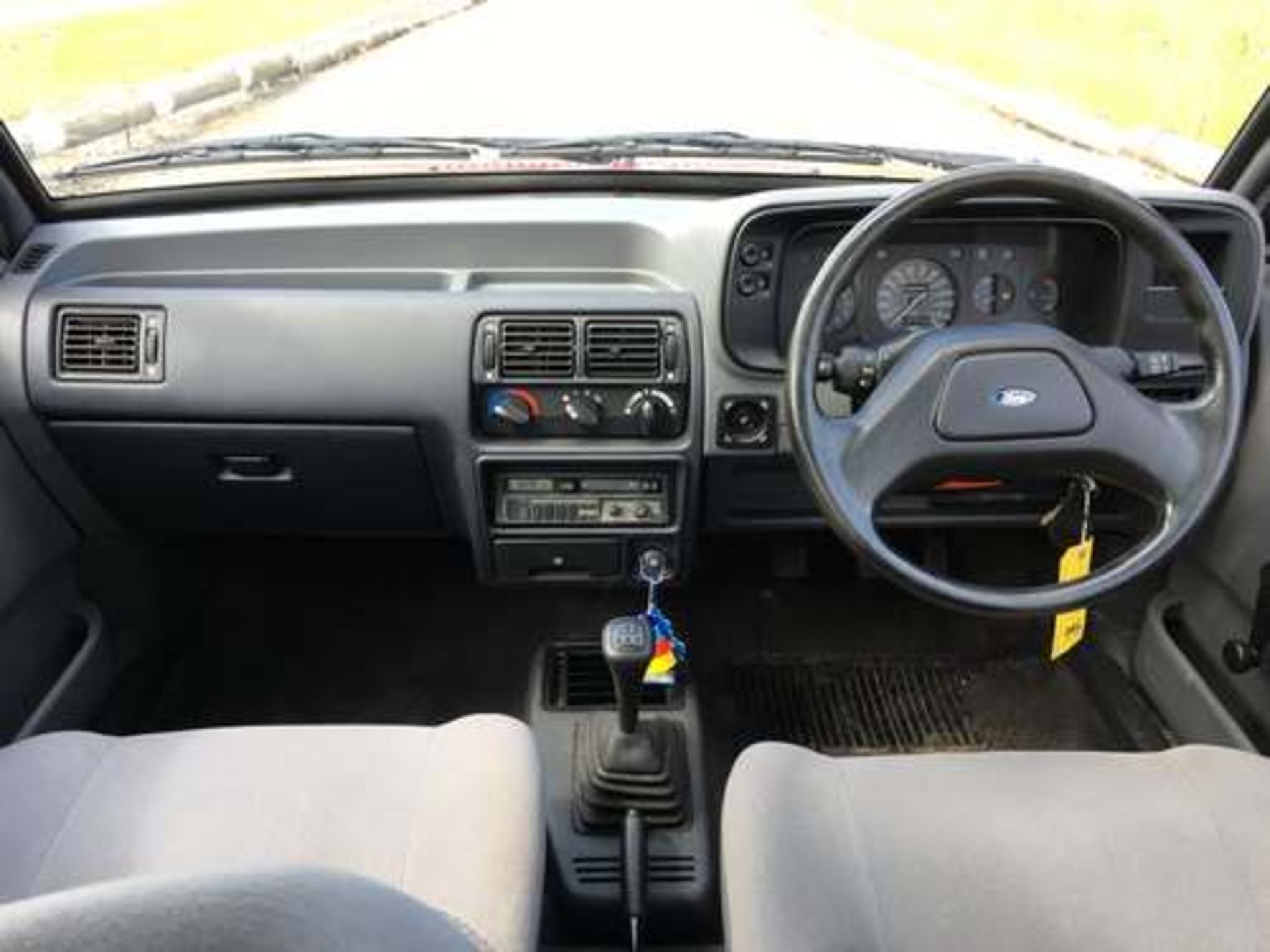 FORD ORION L - 1596cc - Image 13 of 18
