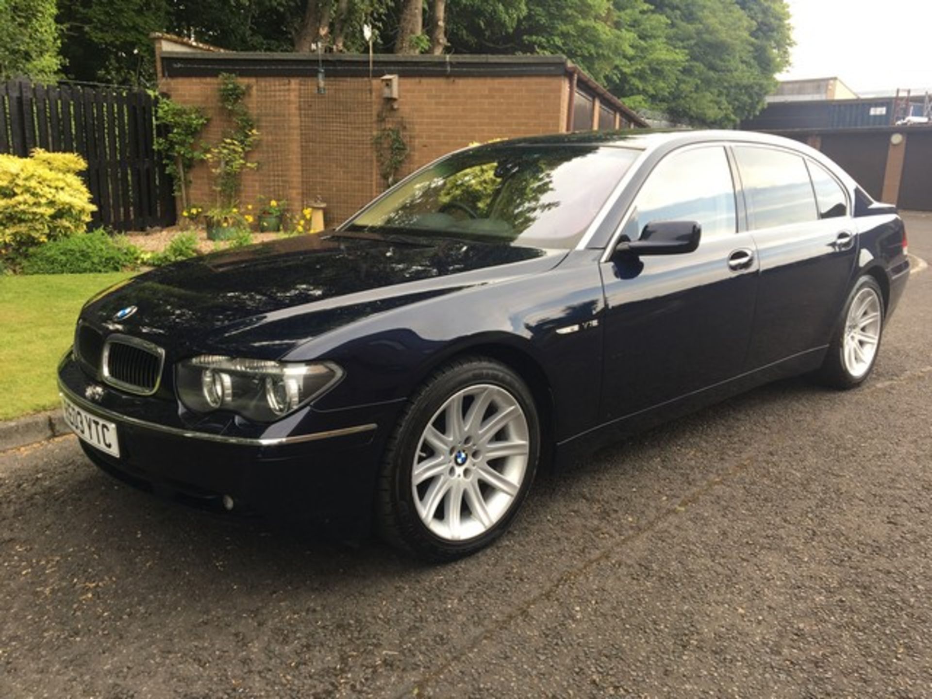 BMW 760 LI AUTO - 5972cc