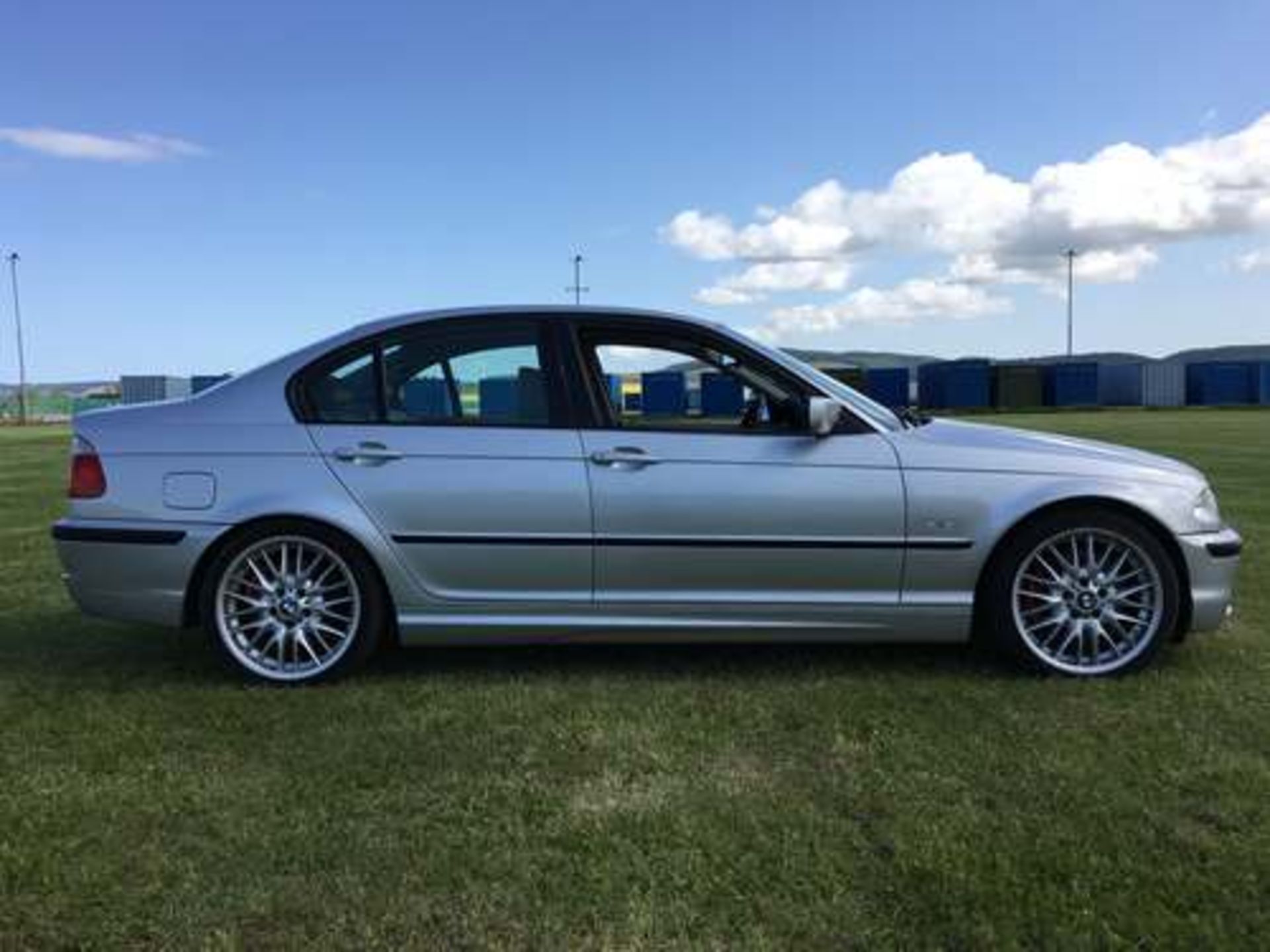 BMW 330 I SE - 2979cc - Image 6 of 20