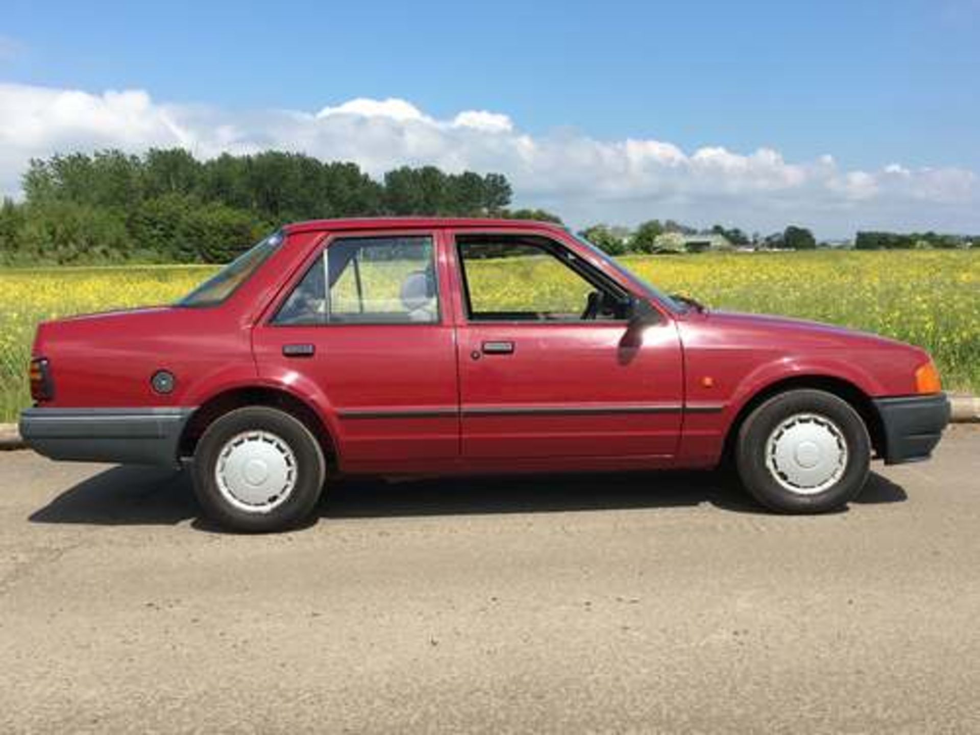 FORD ORION L - 1596cc - Image 6 of 18