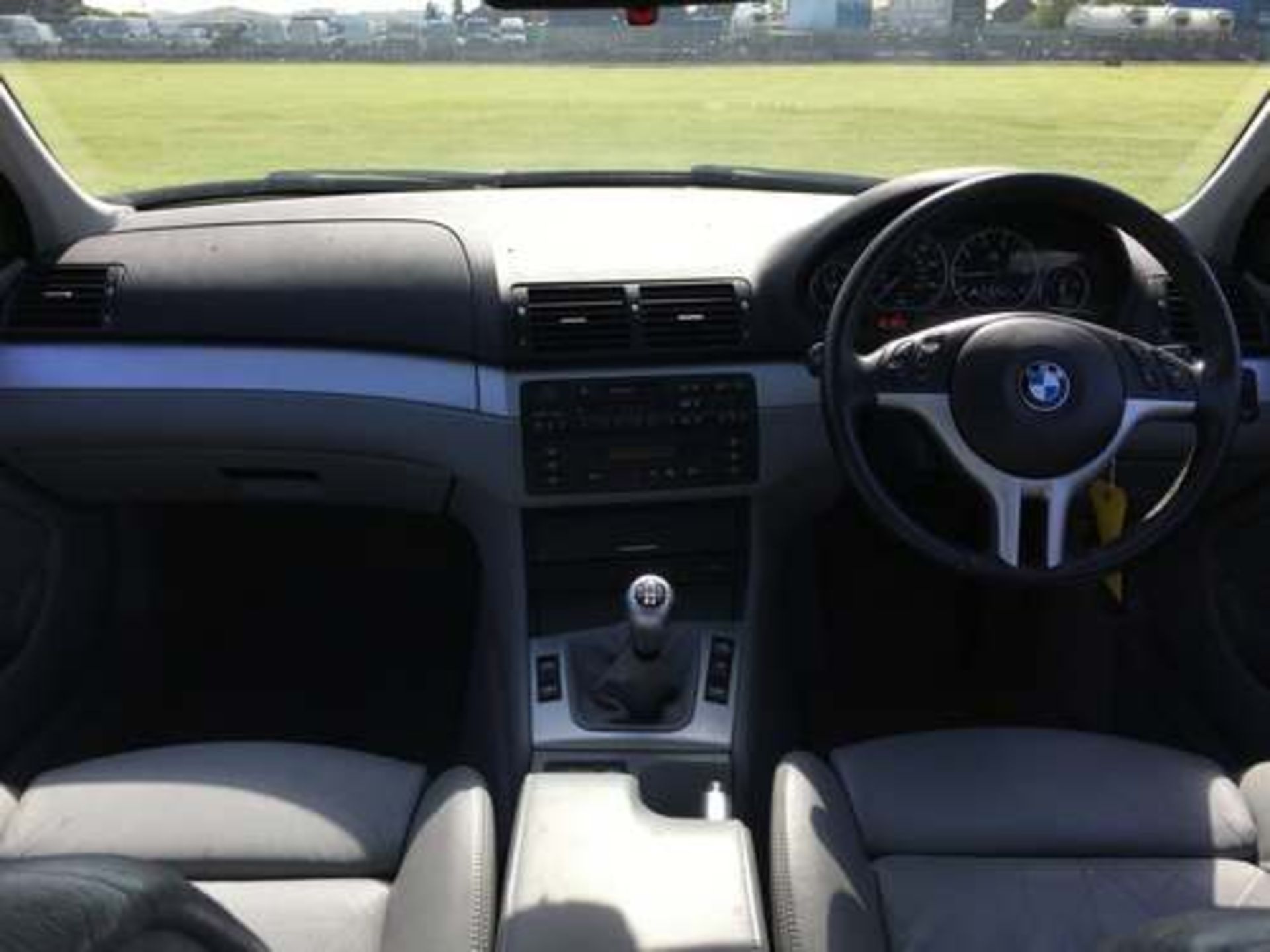 BMW 330 I SE - 2979cc - Image 15 of 20