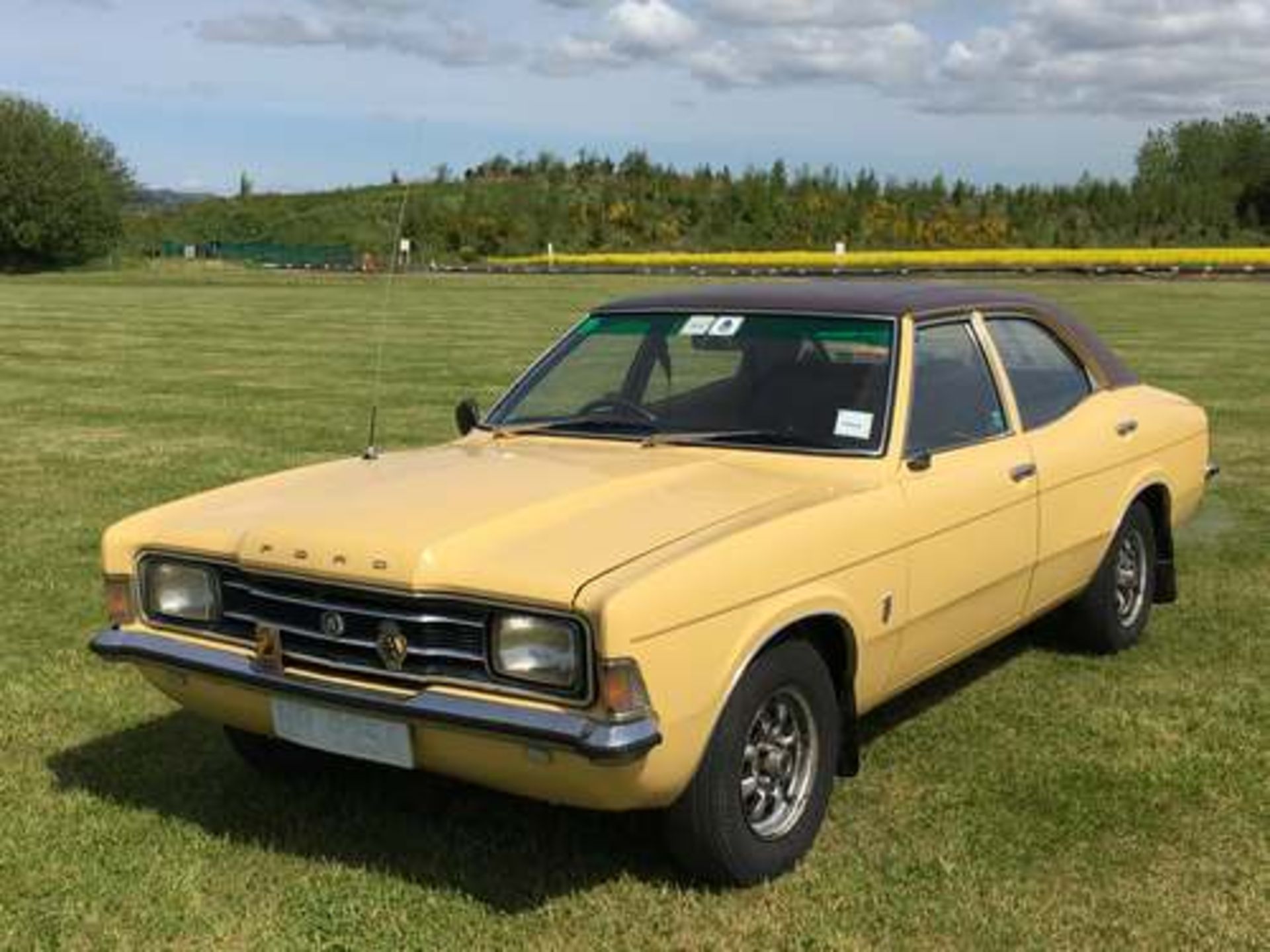 FORD CORTINA 3.0 XLE BIG SIX - 2994cc