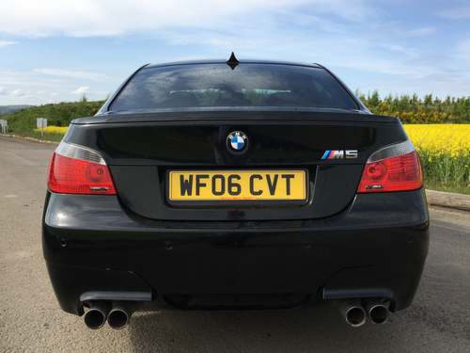 BMW M5 - 4999cc - Image 8 of 19