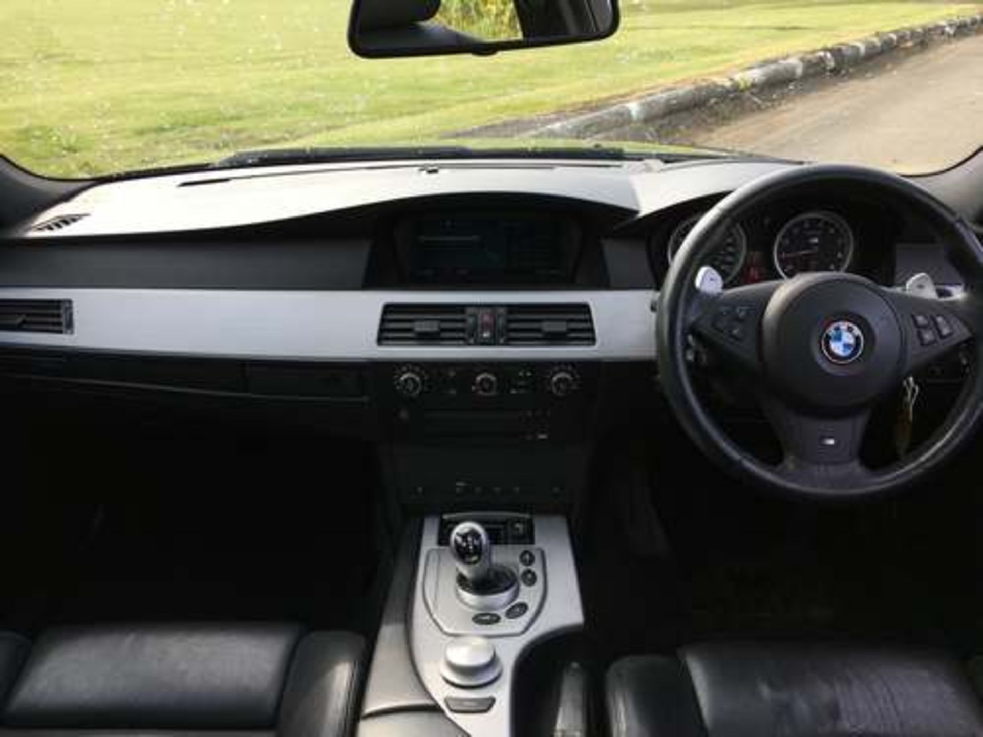 BMW M5 - 4999cc - Image 15 of 19