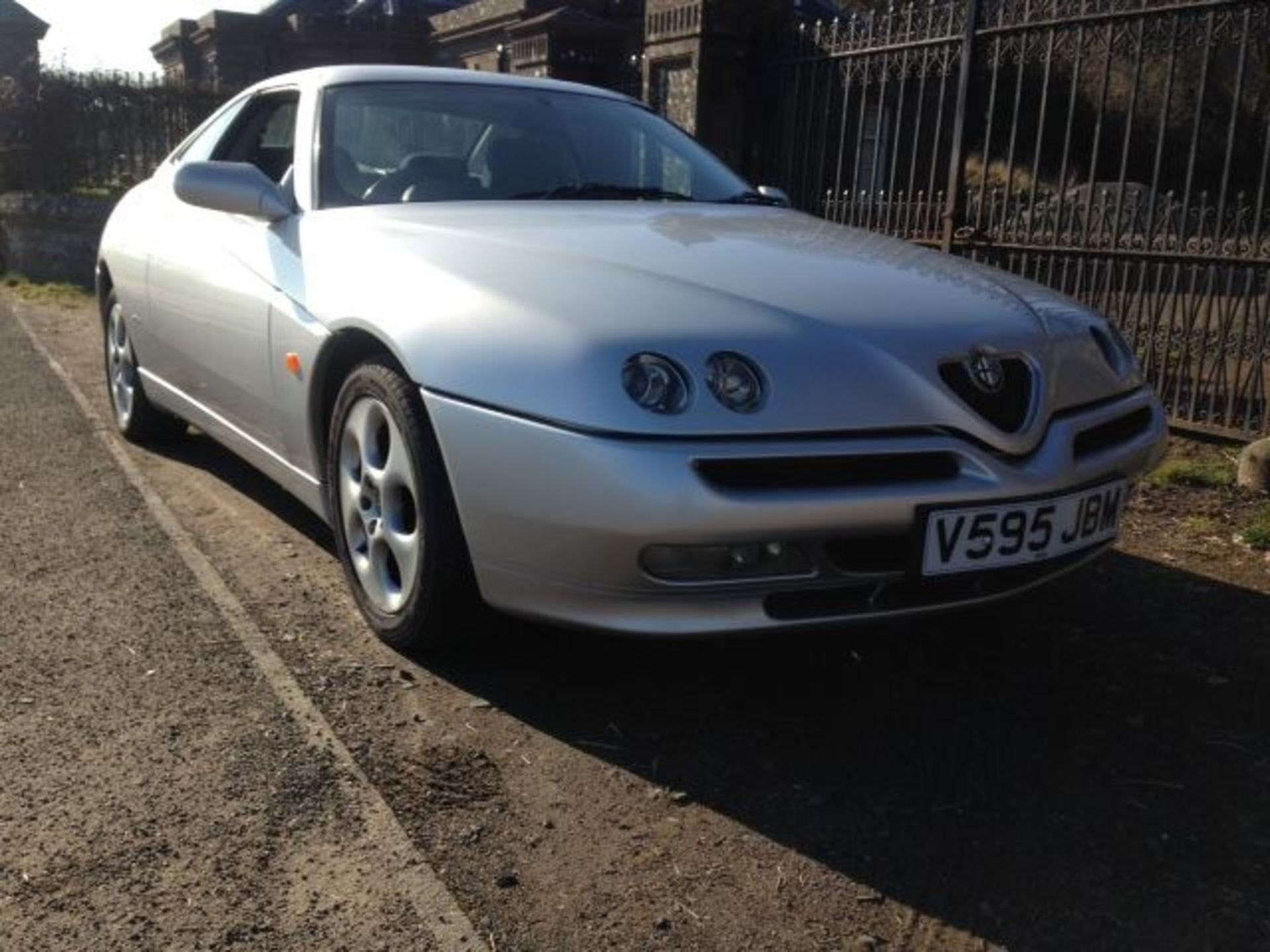 ALFA ROMEO GTV T-SPARK 16V - 1970cc - Image 4 of 5