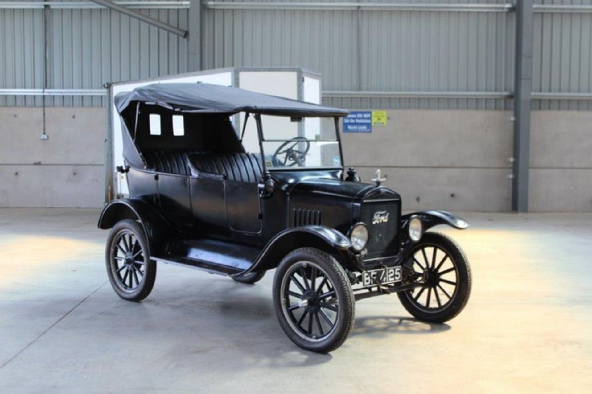 FORD MODEL T - 2850cc - Bild 3 aus 18