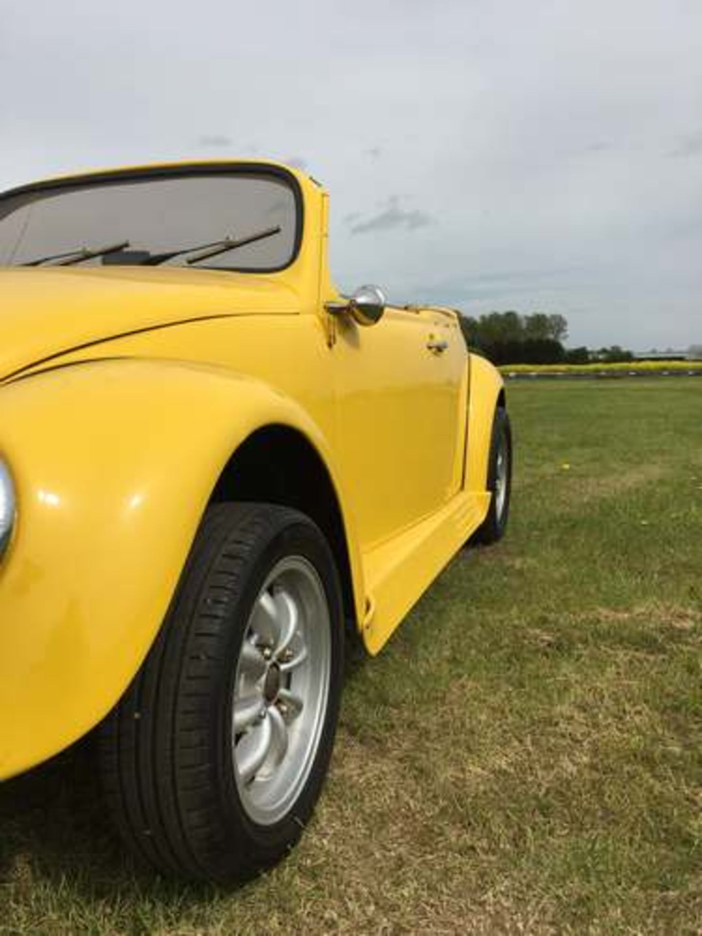 VOLKSWAGEN 1200 BEETLE - 1600cc - Image 9 of 18