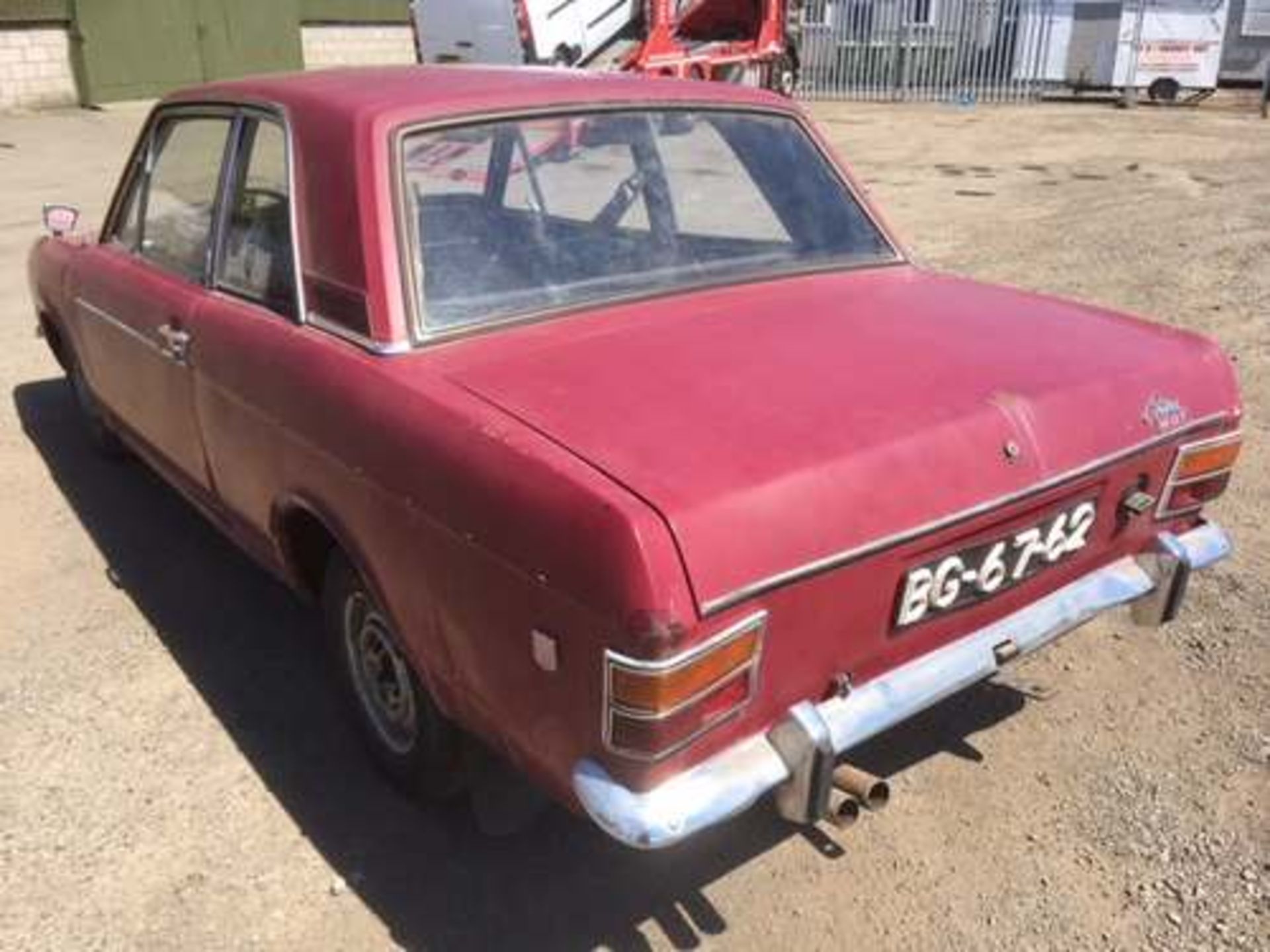 FORD CORTINA 1600 GT - 1598cc - Bild 2 aus 9