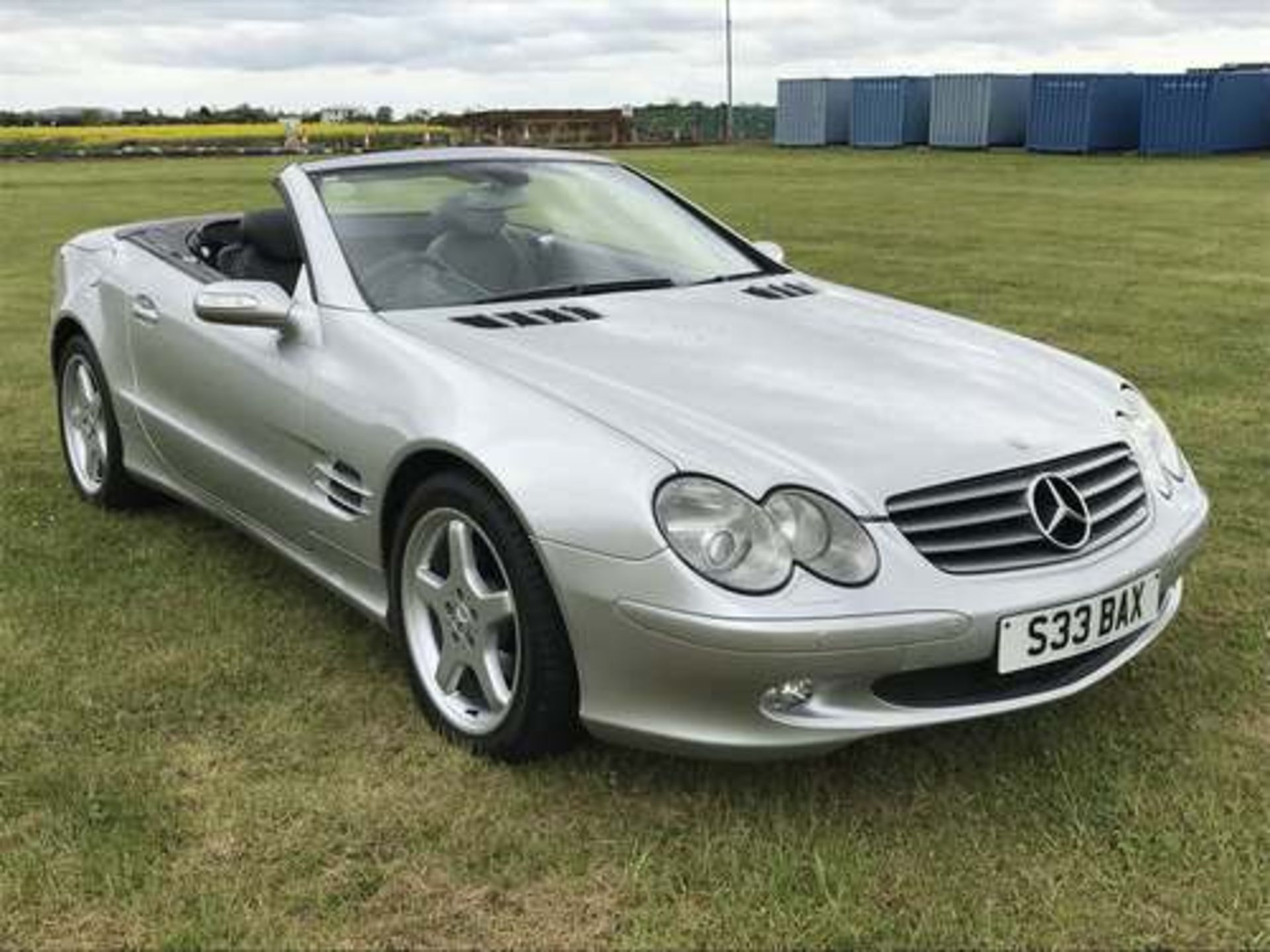 MERCEDES SL 350 AUTO - 3724cc - Image 4 of 19