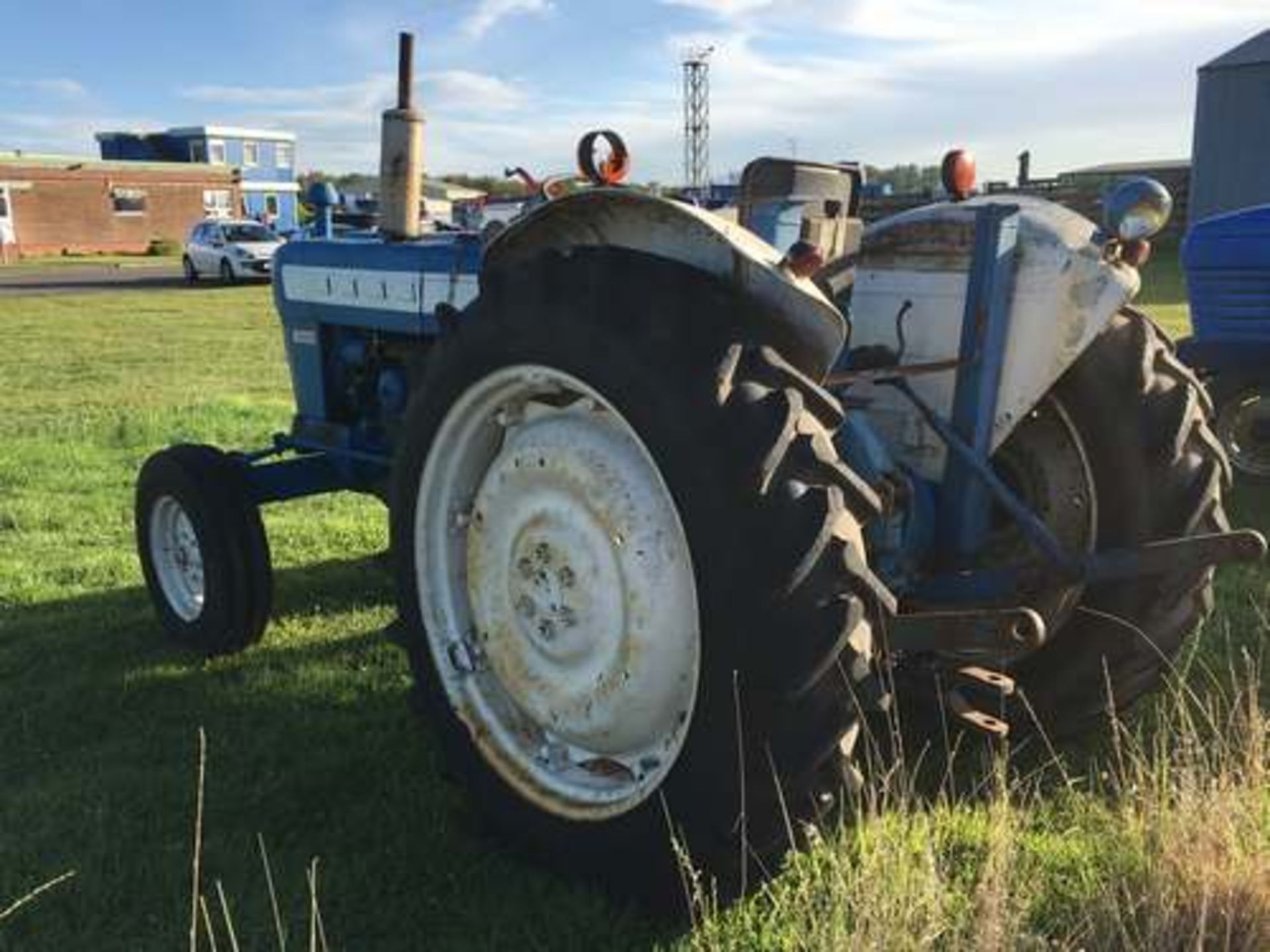 FORD 4000 - Image 3 of 10