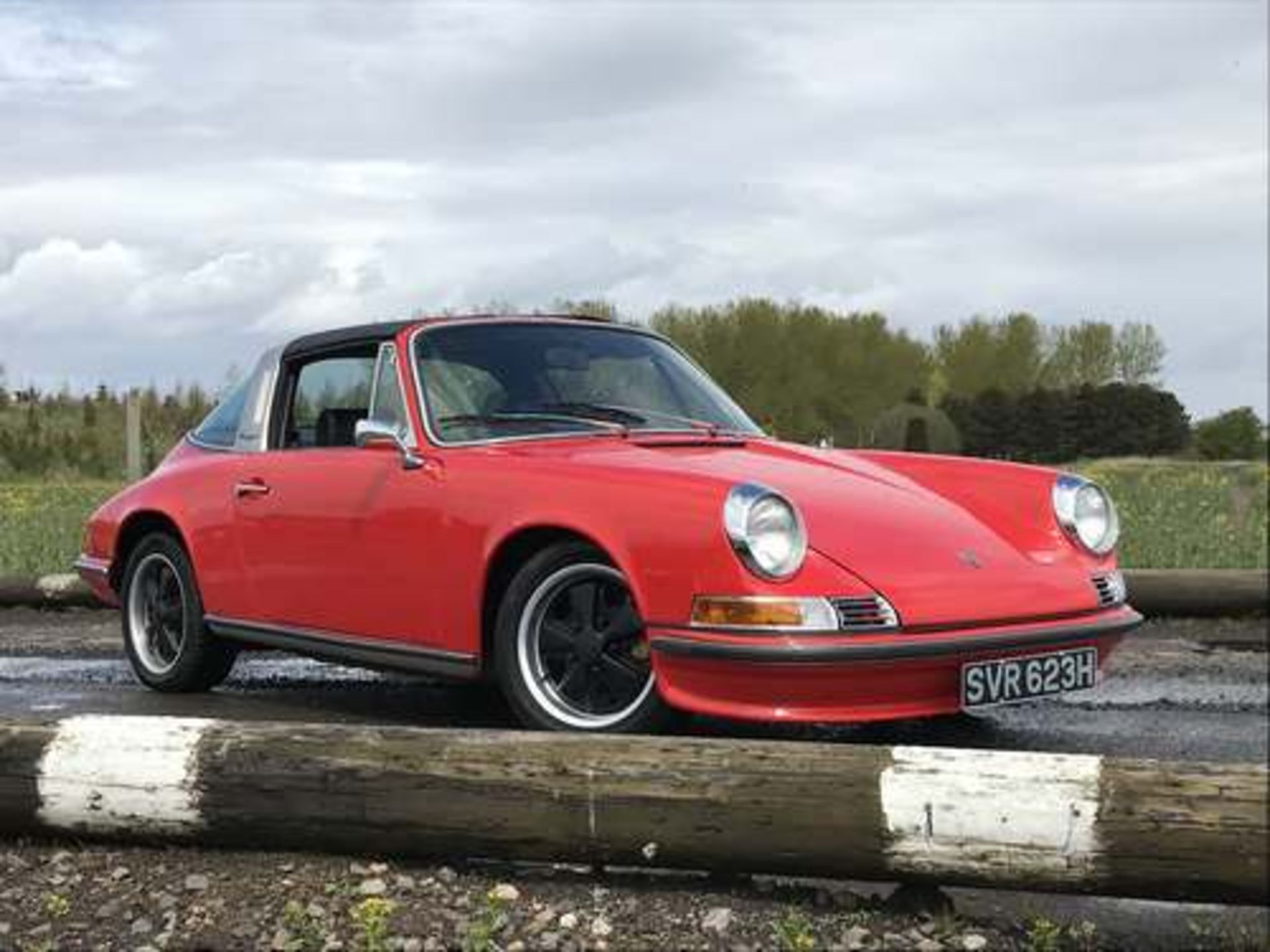 PORSCHE 911T TARGA - 2195cc