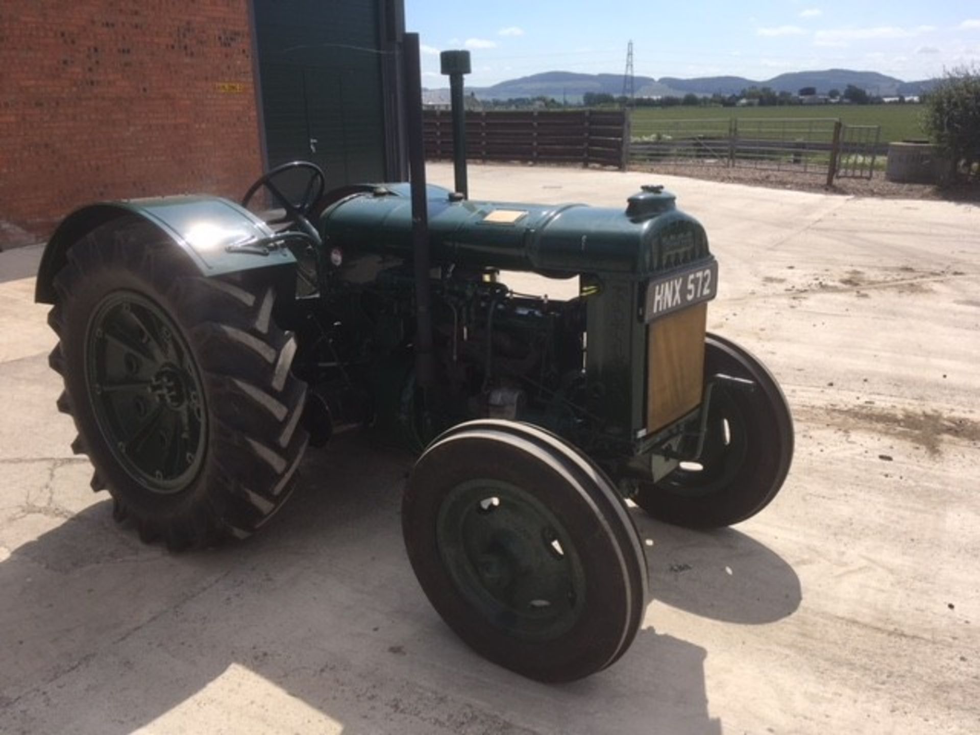 FORDSON MODEL N - Bild 2 aus 10