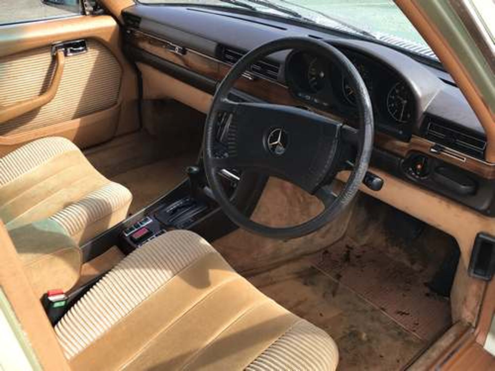 MERCEDES 280 SE AUTO - 2746cc - Bild 5 aus 11