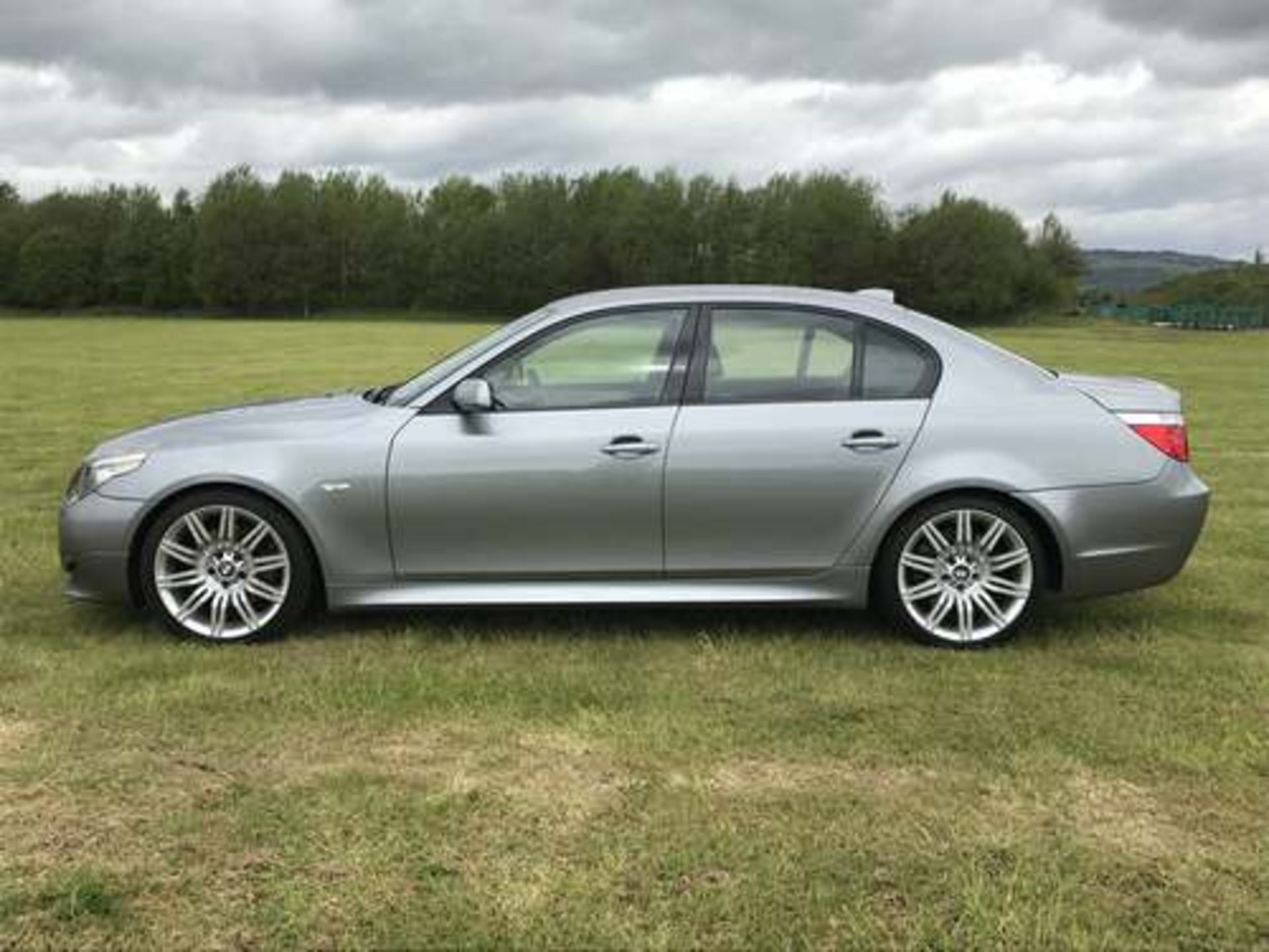 BMW 550I M SPORT AUTO - 4799cc - Bild 5 aus 17