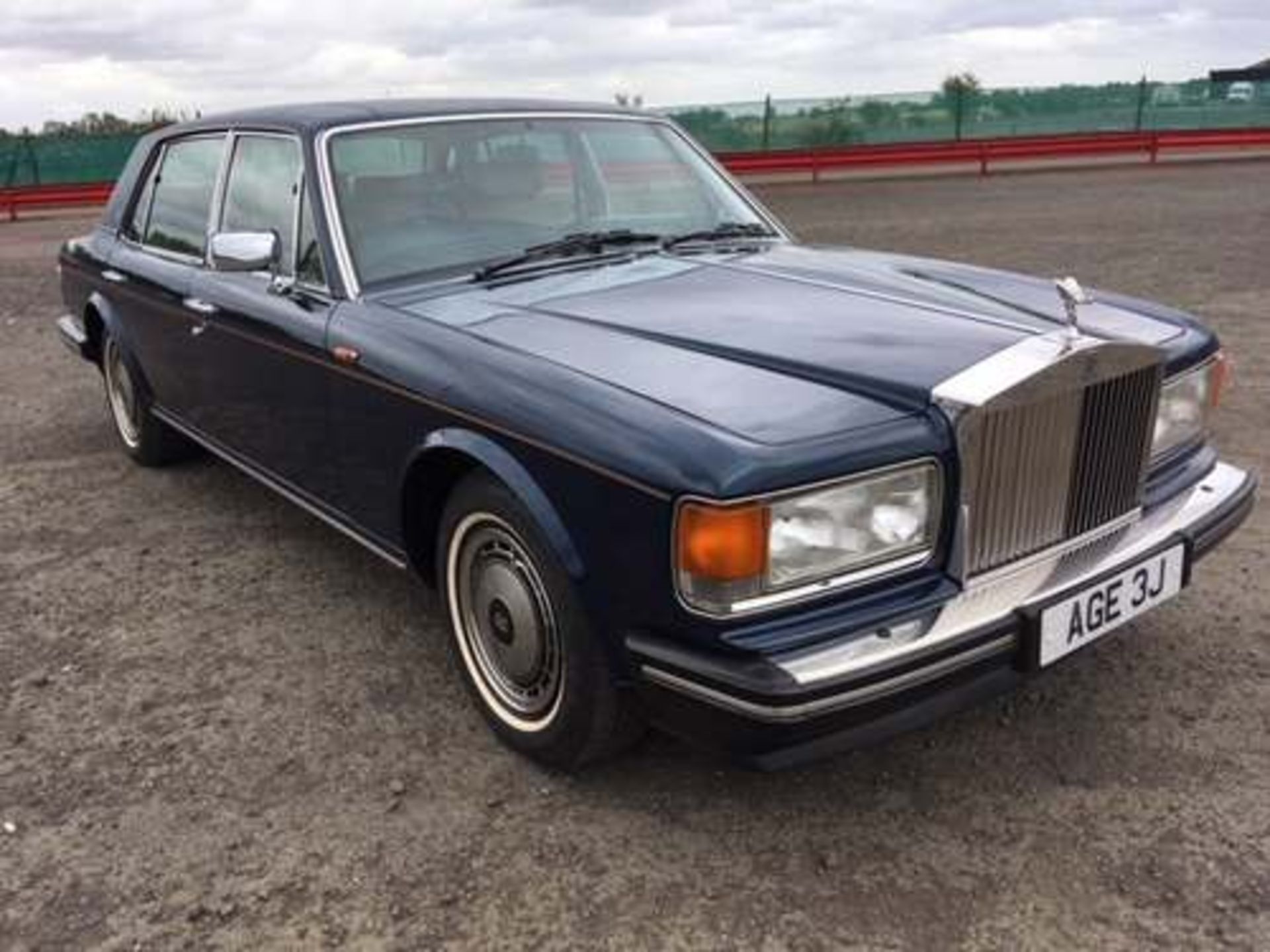 ROLLS ROYCE SILVER SPUR II AUTO - 6750cc