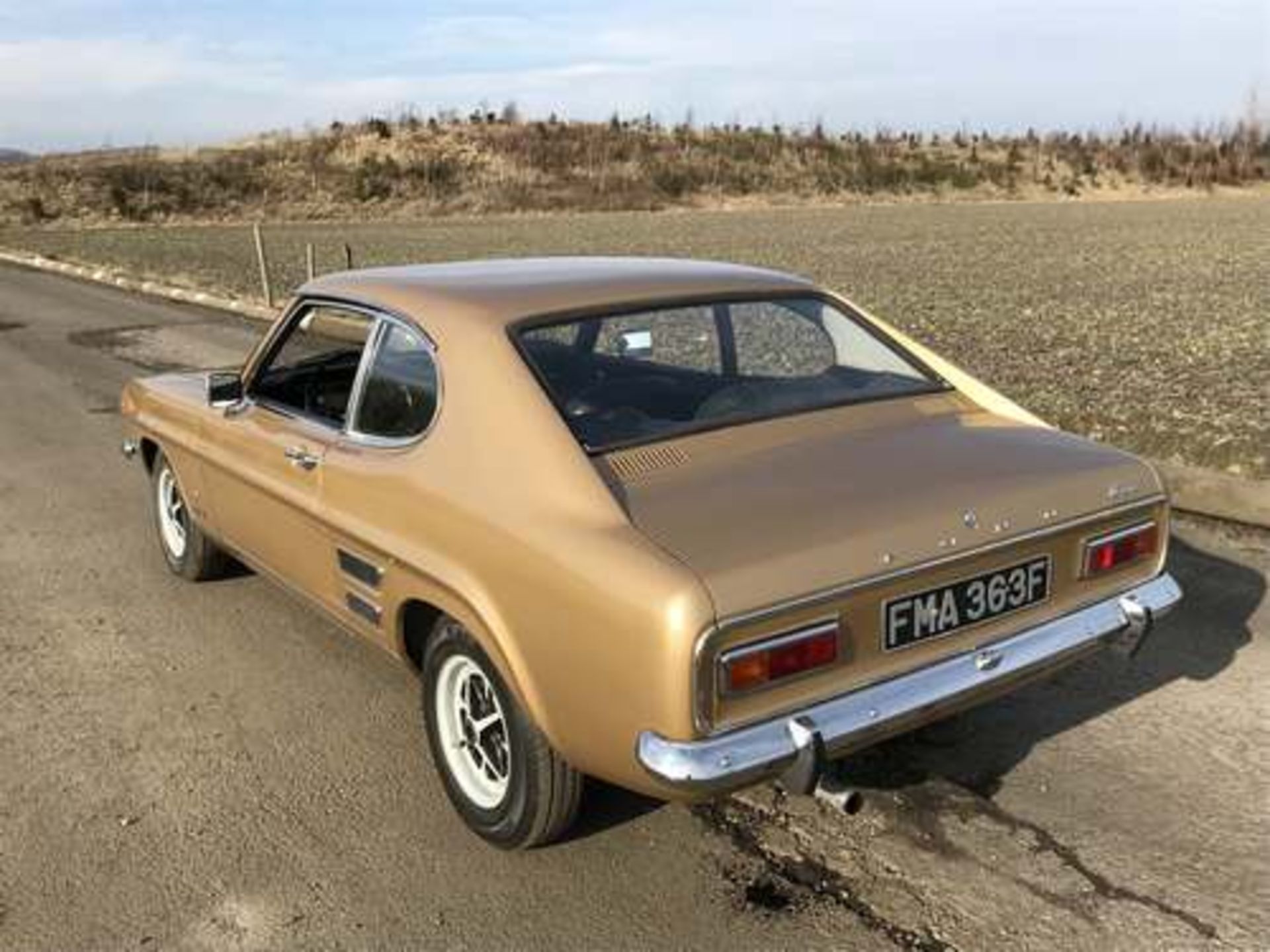 FORD CAPRI 1600 GT XL - 1598cc - Bild 3 aus 17